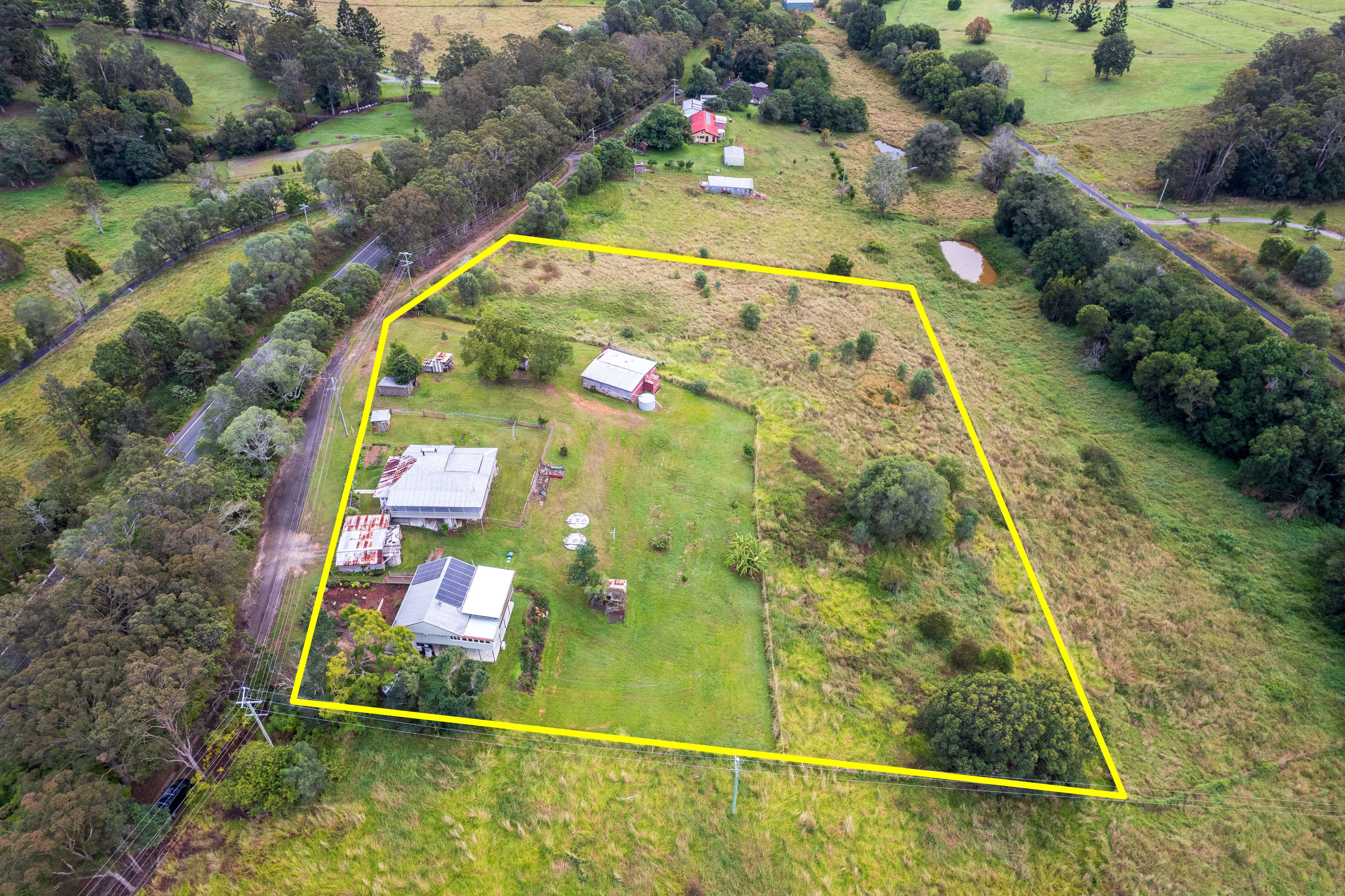 307 Mount Samson Road, Armstrong Creek, QLD 4520