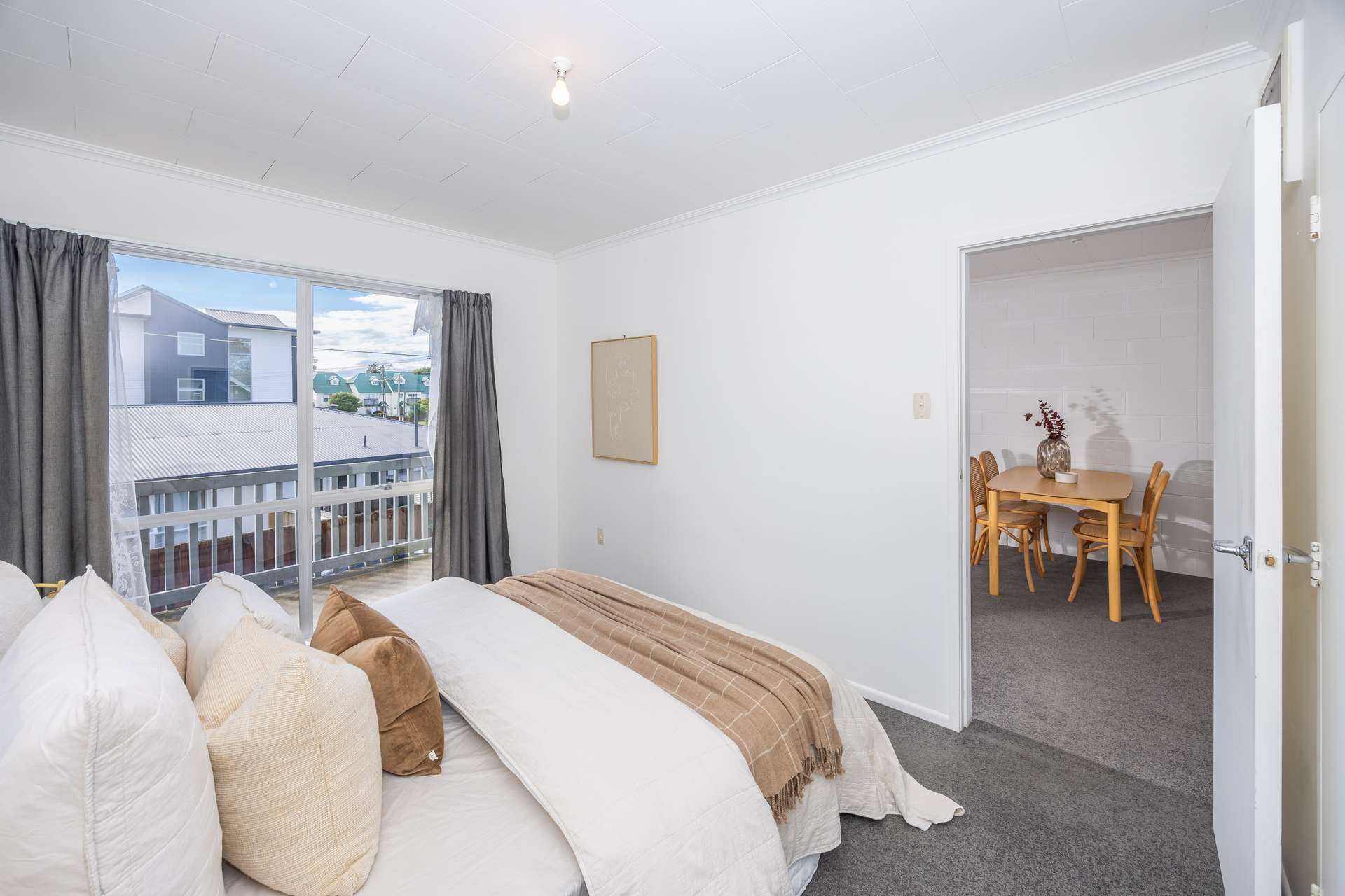 2/41 Cameron Road photo 6
