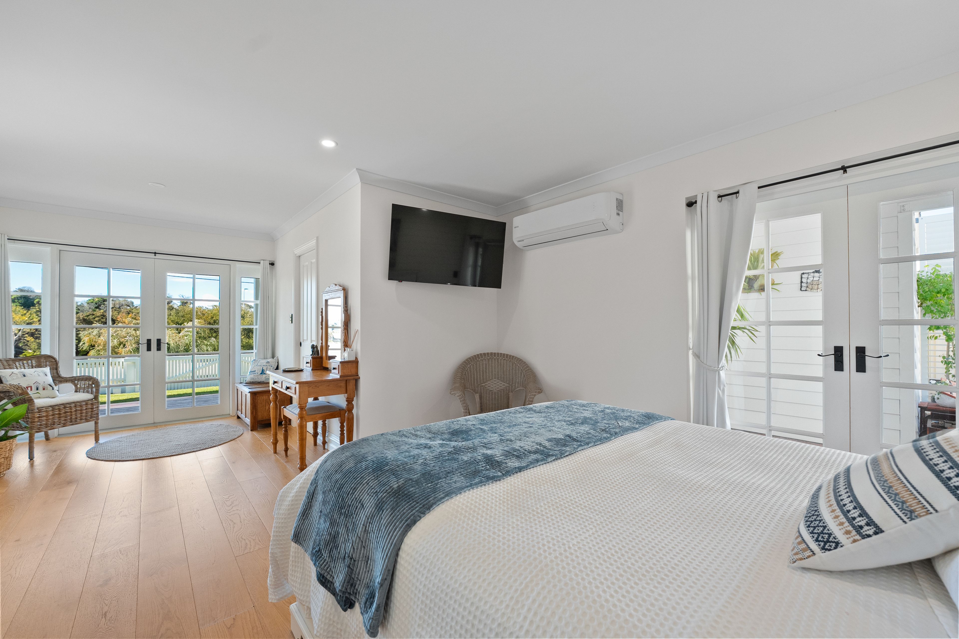11 Penguin Road — photo 15 of 30