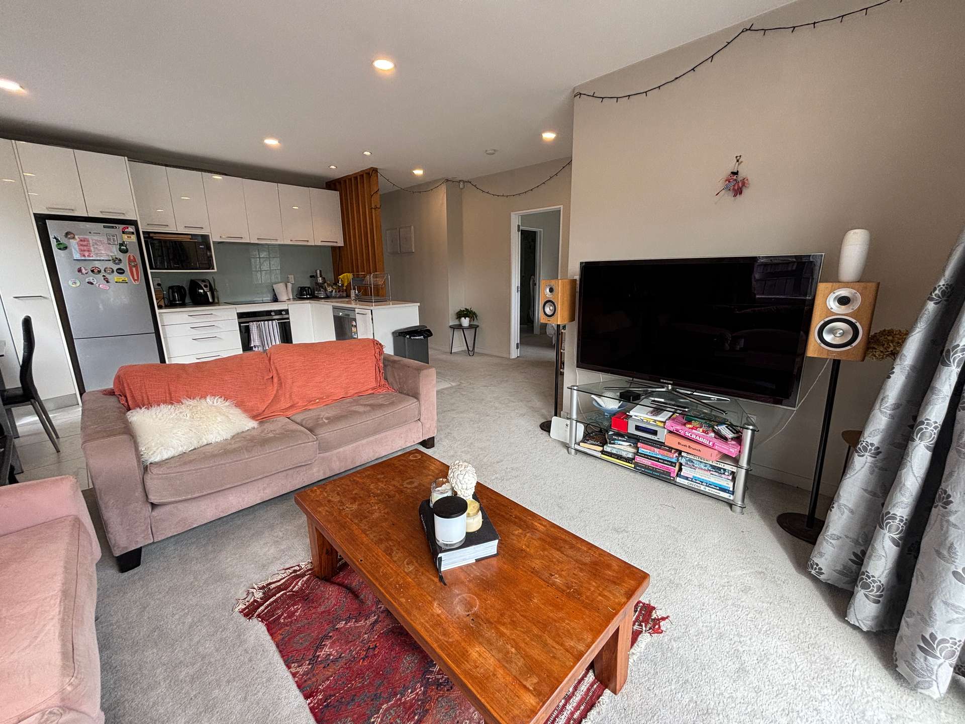 22 Jersey Avenue photo 5