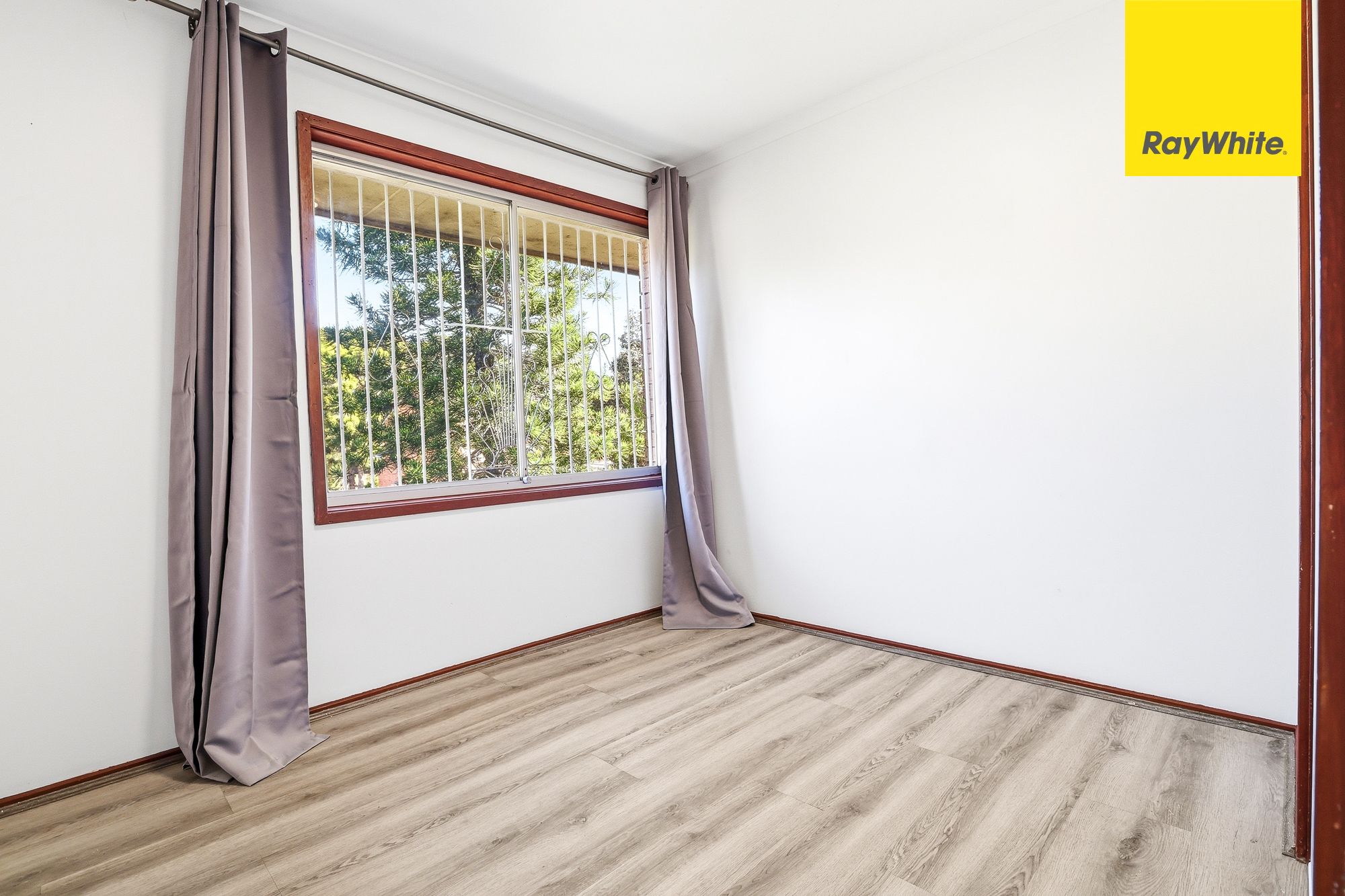 15/1 Schiller Place — photo 7 of 17