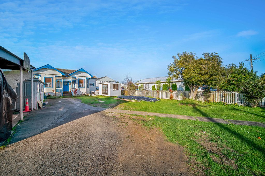 73 Yates Road, Mangere, Manukau City