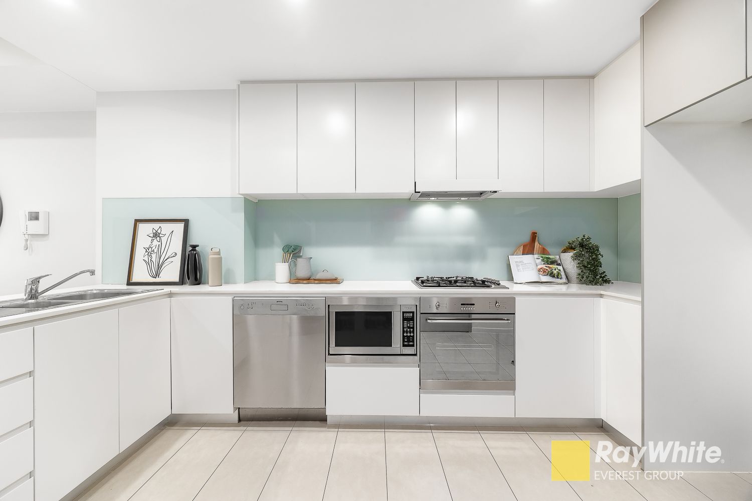 509A/8 Bourke Street — photo 10 of 28