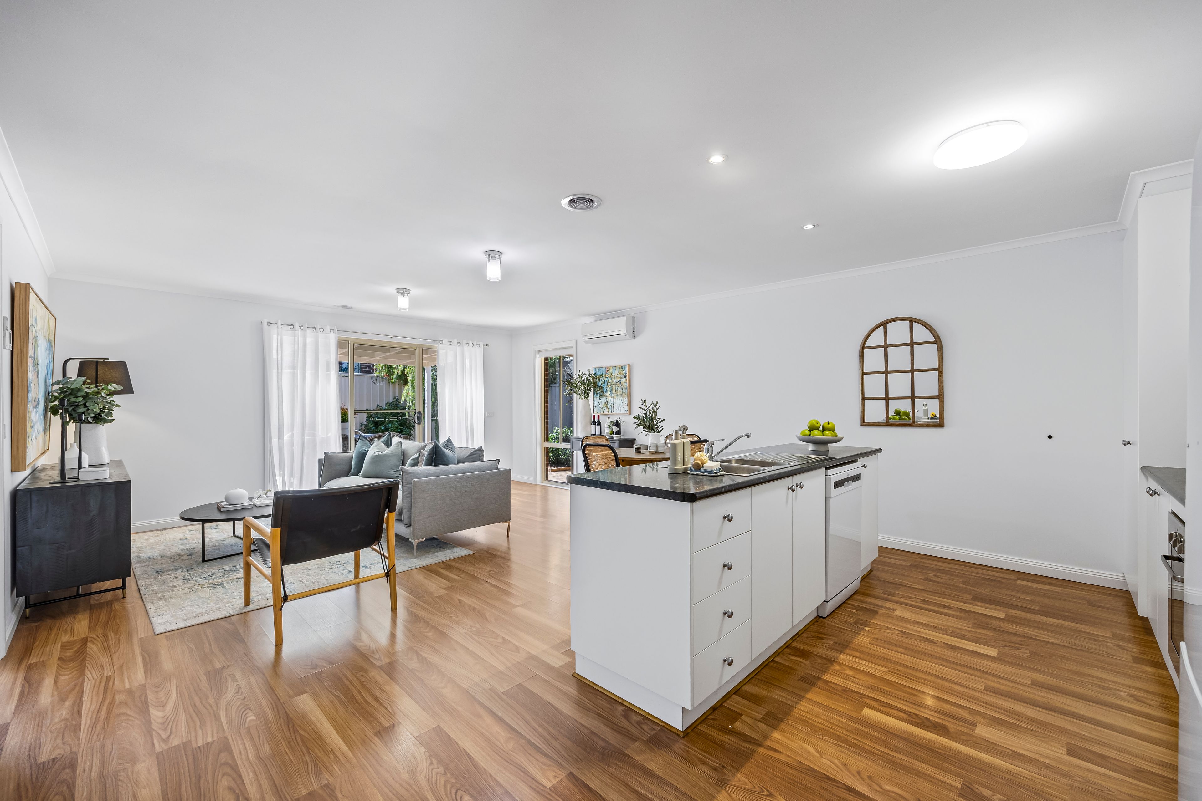 1/7 Valley View Court, Sebastopol, VIC 3356