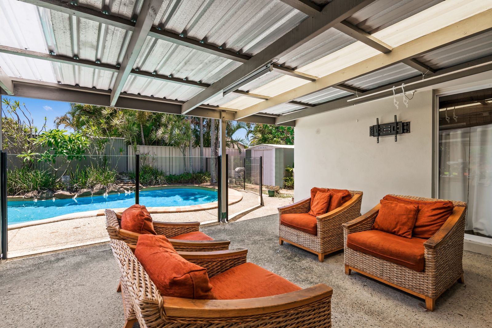 24 Kookaburra Crescent, Bokarina, QLD 4575