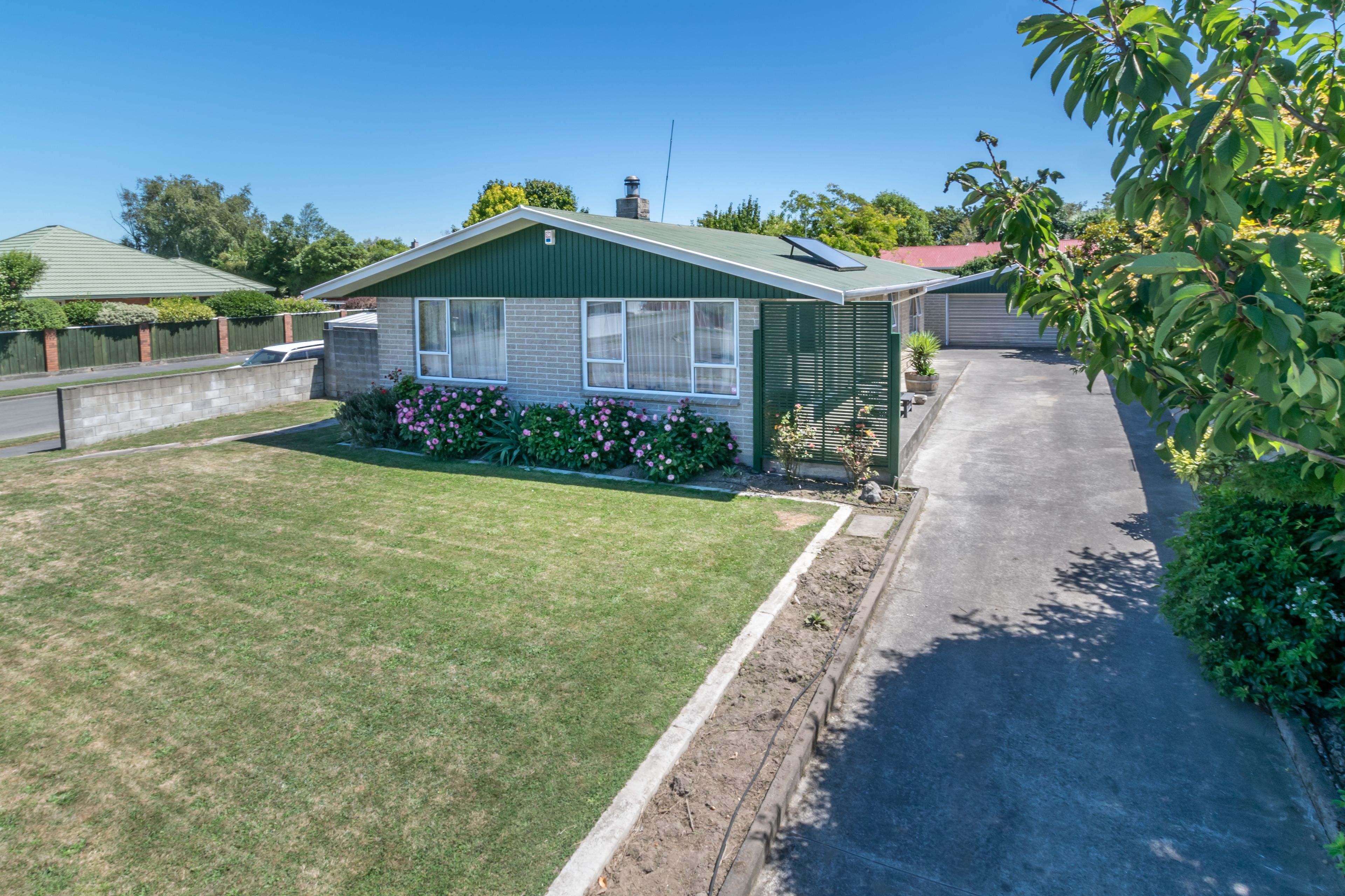 33 Rossiter Avenue, Redwood, Christchurch City