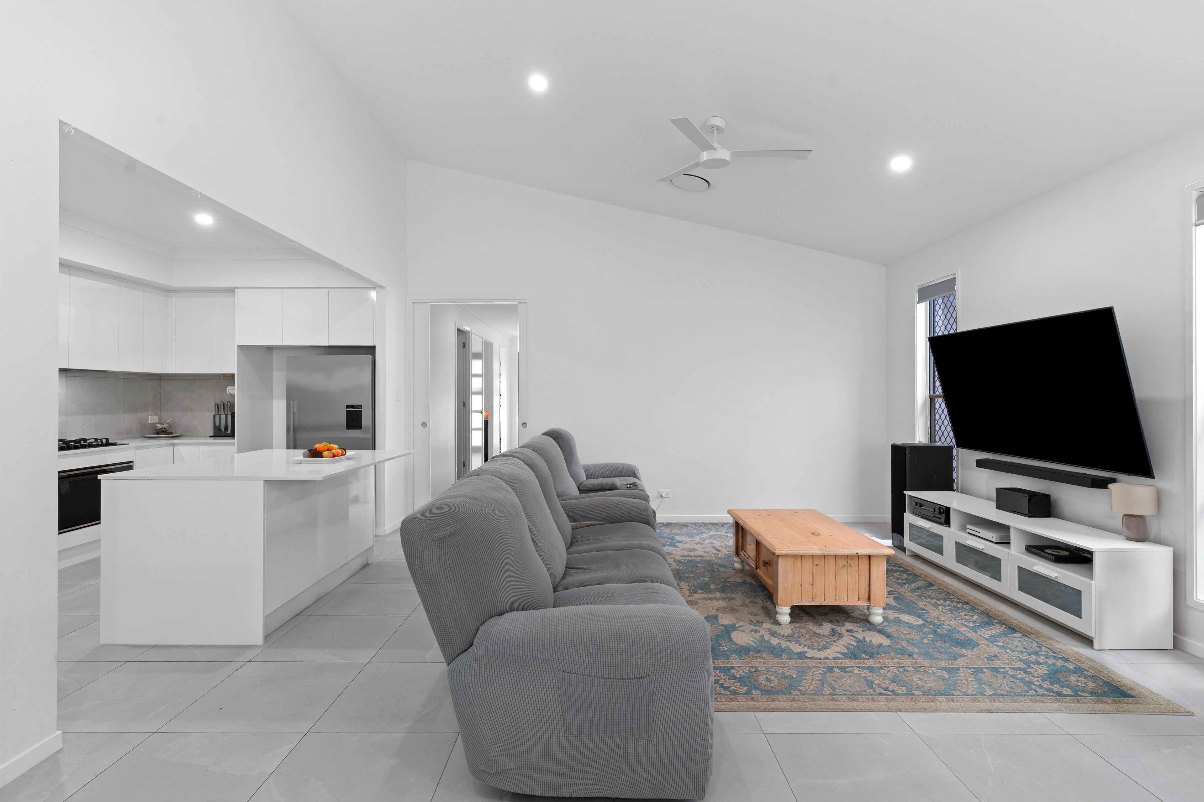 48 Creekline Place — photo 6 of 29
