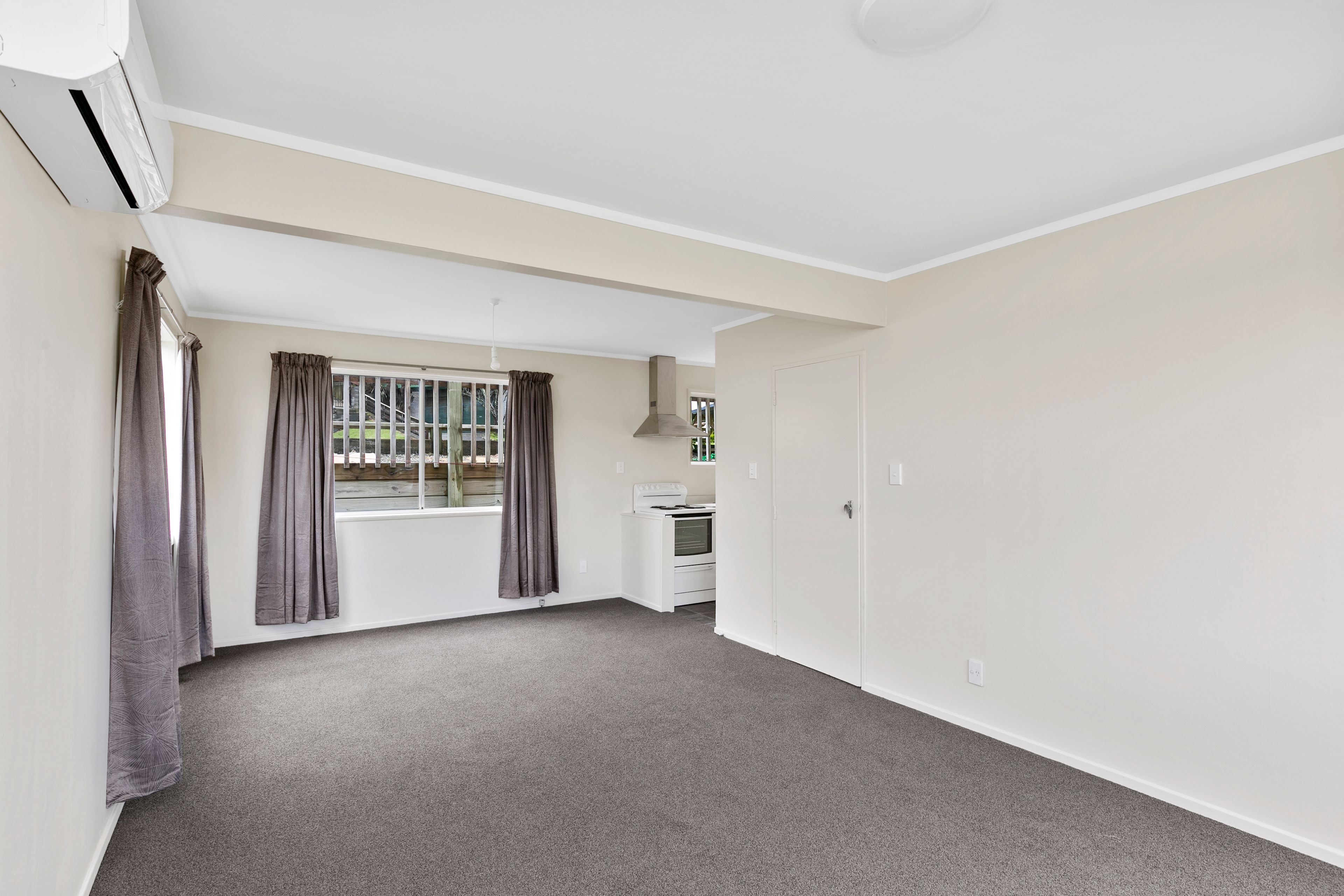 8B Ceres Crescent, Johnsonville, Wellington City