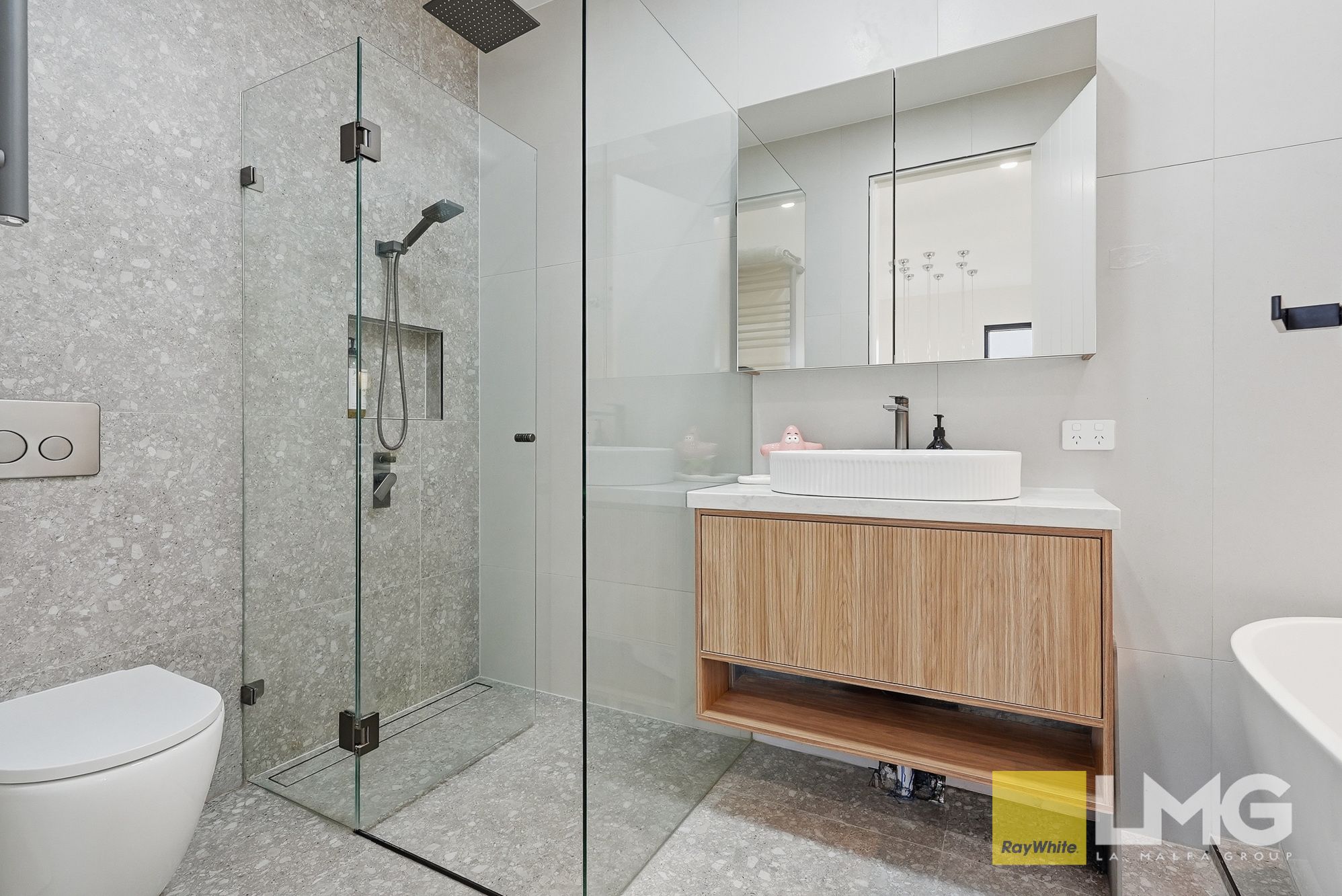 21 Cutcliffe Avenue — photo 19 of 25