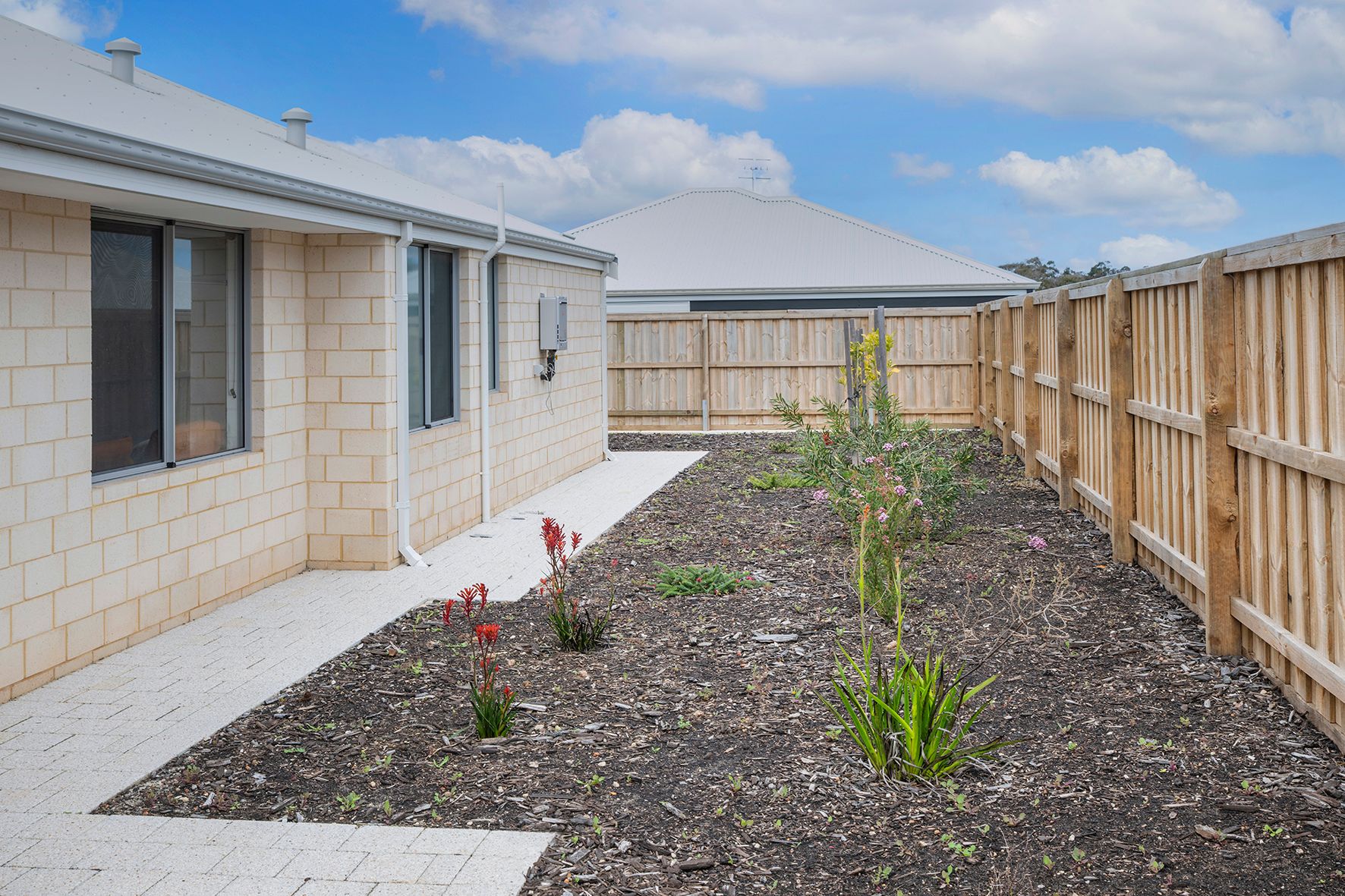 6 MacLaren Crescent — photo 14 of 14