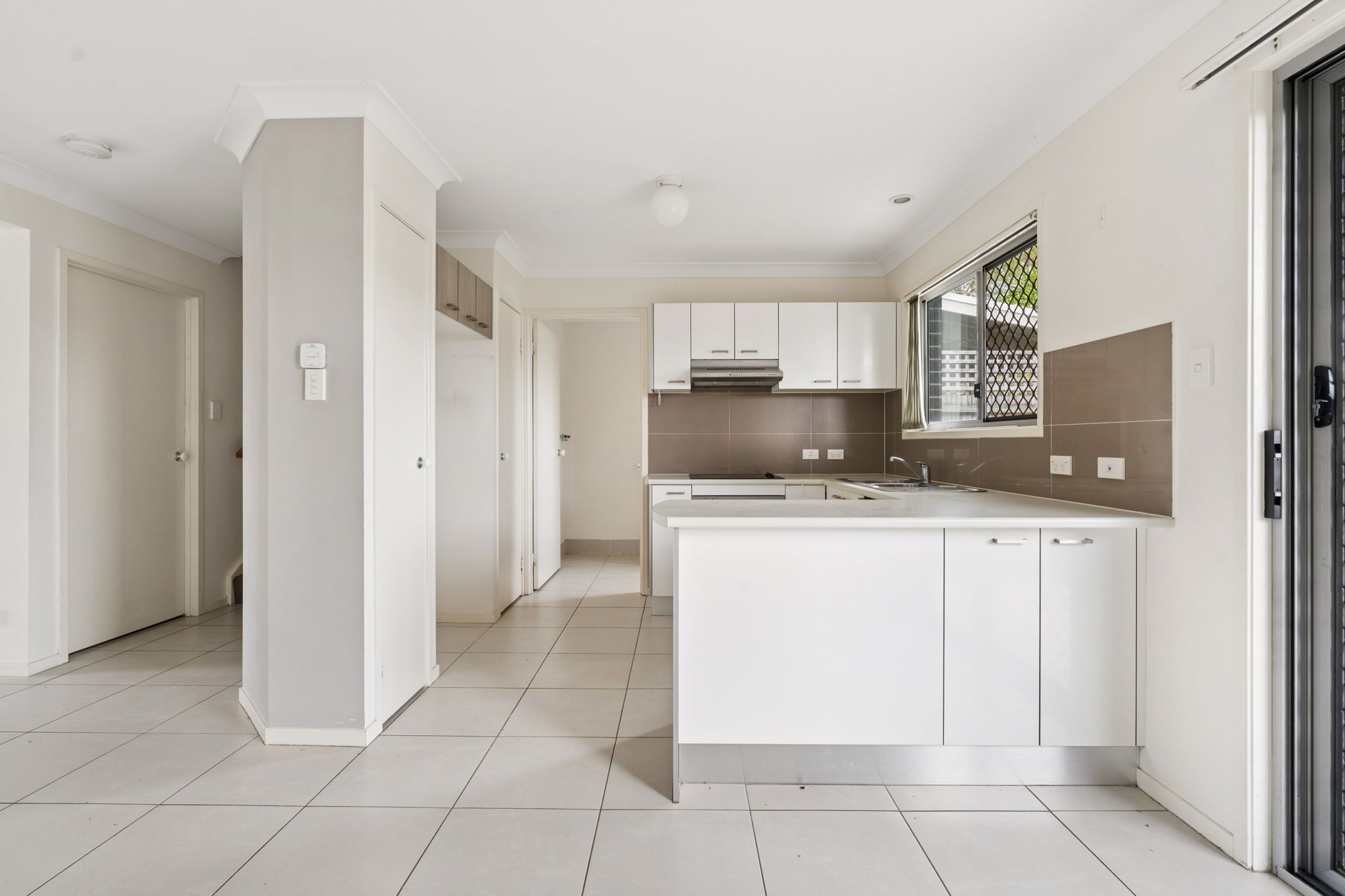 15/6 Mactier Drive — photo 6 of 25