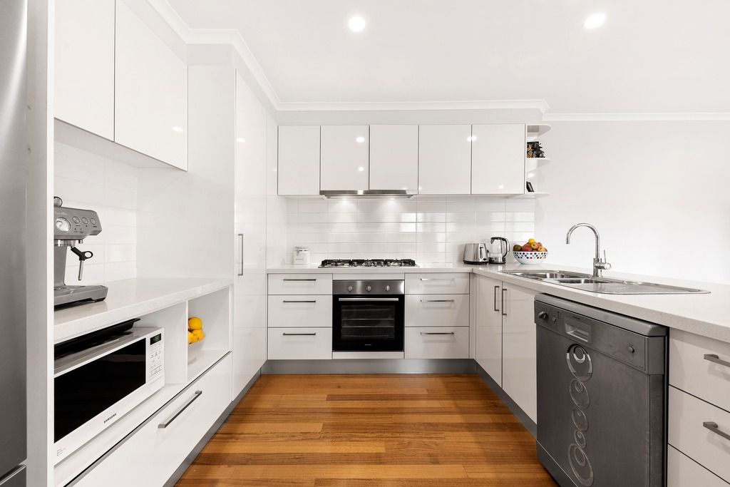 4/10 Essex Court, Bayswater, VIC 3153
