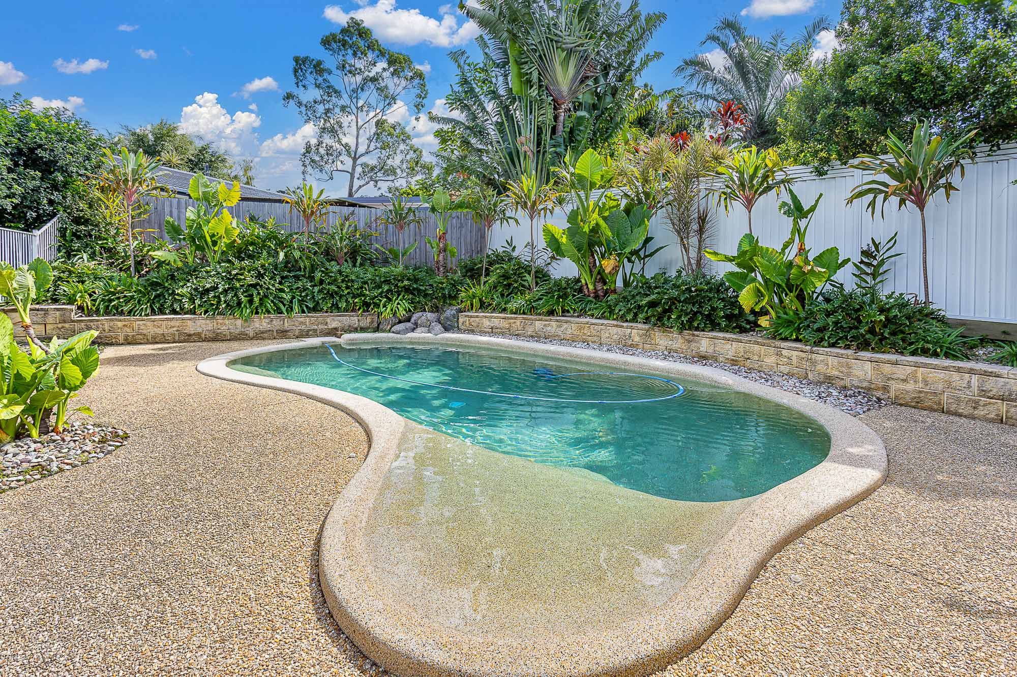 19 Ballarat Court, Tallai, QLD 4213