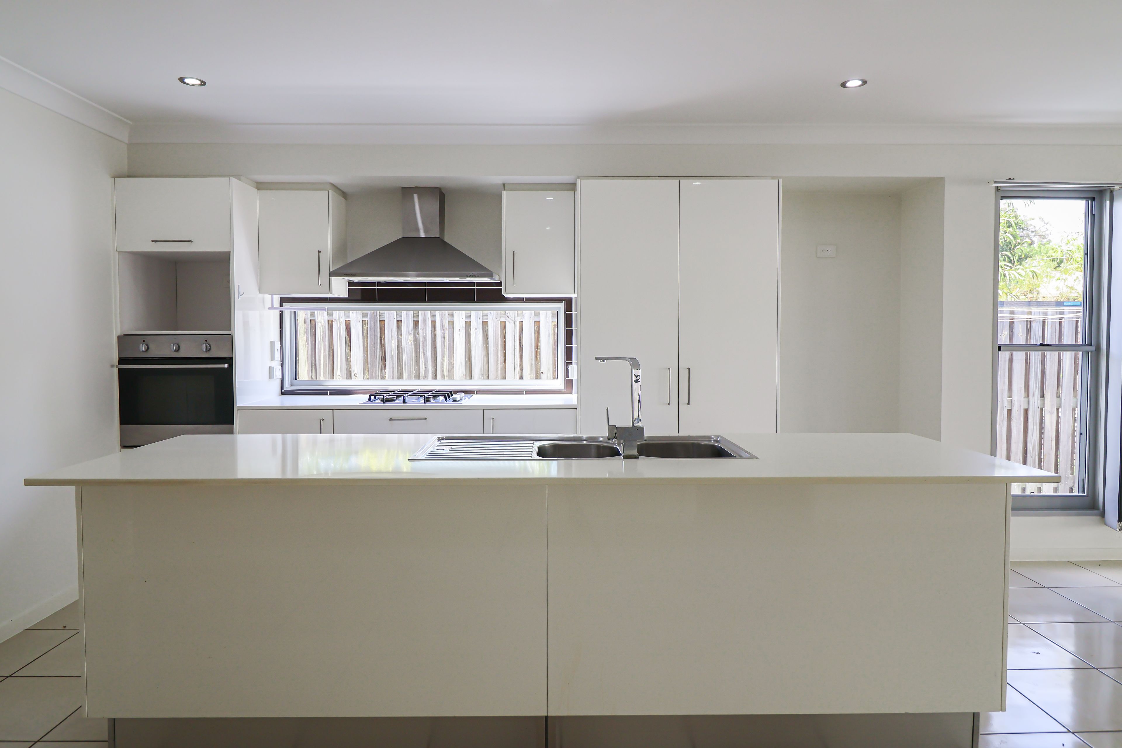 1/13 Sea Prince Circuit, Clinton, QLD 4680