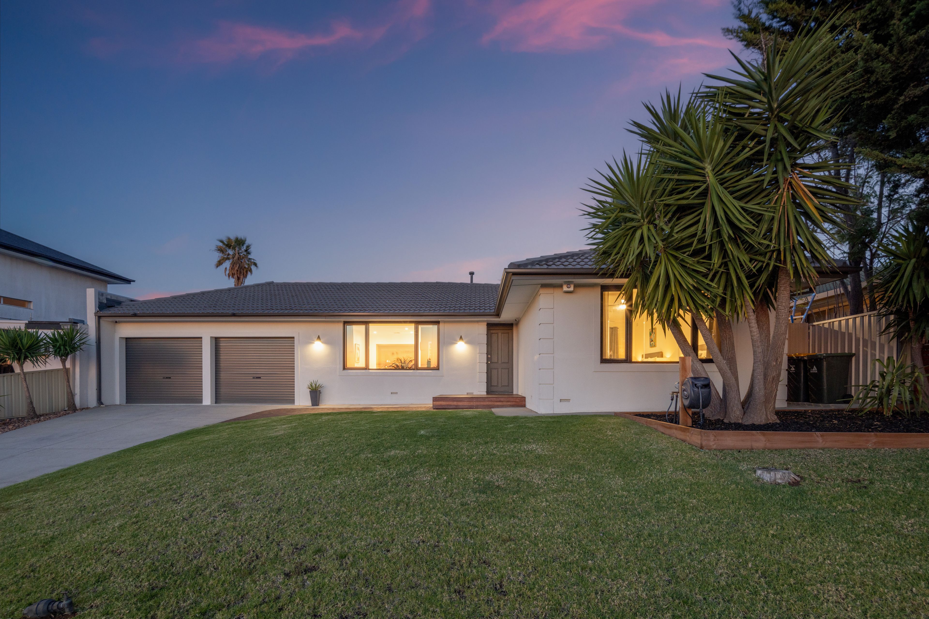 22 Sovereign Street, Hallett Cove SA 5158