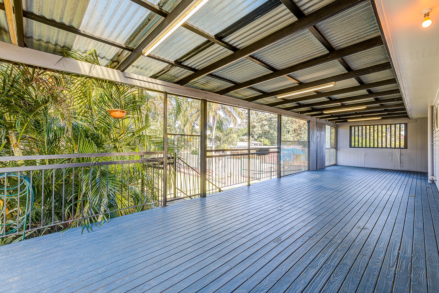 35 Petaine Street, Raceview, QLD 4305