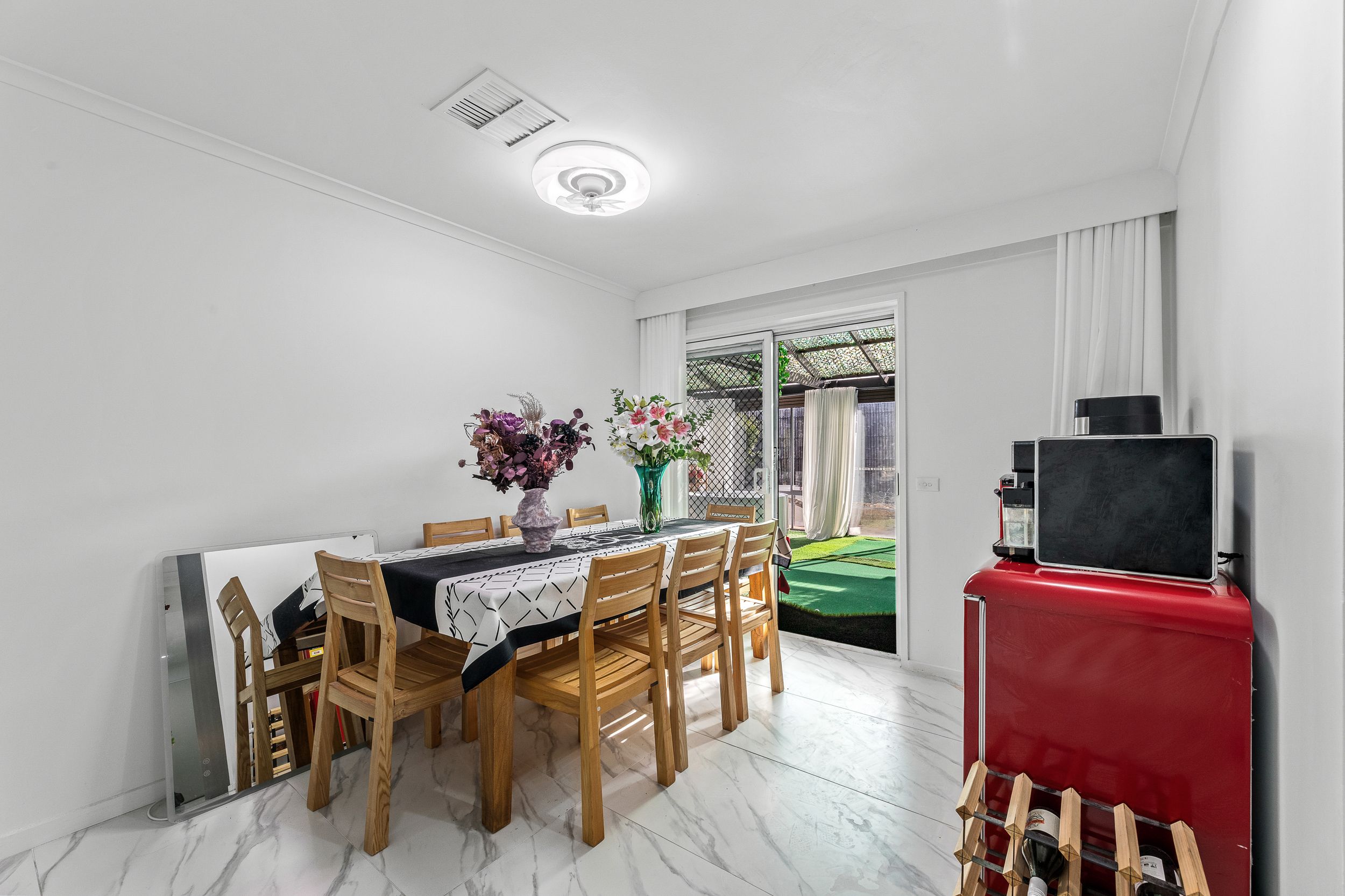 36 Simon Avenue — photo 6 of 20