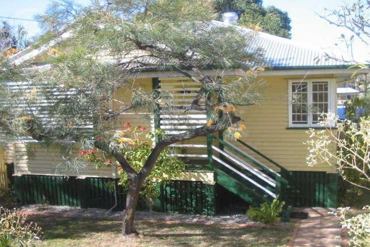 16 Orford Street, Tarragindi QLD 4121