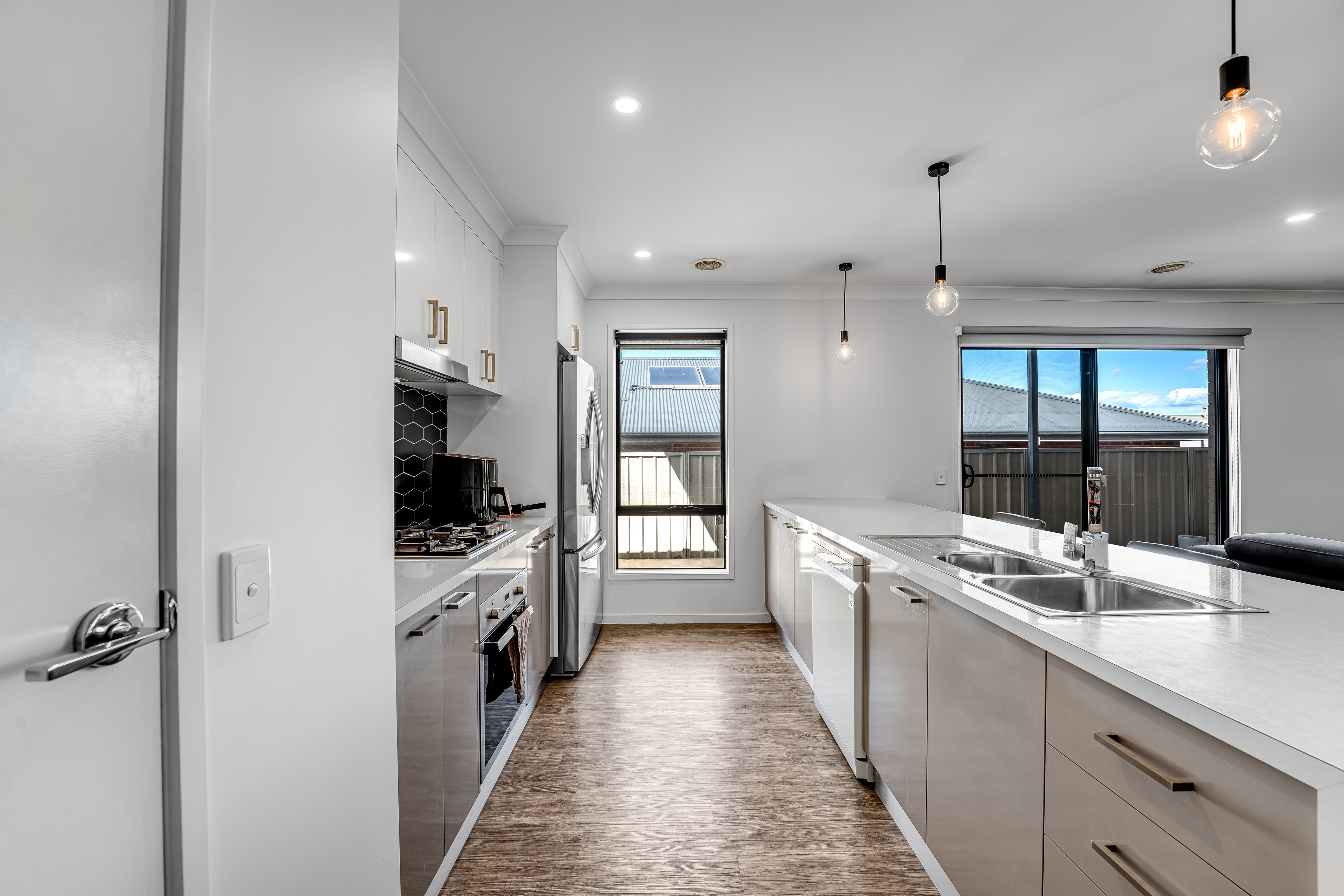 14 Murray Way — photo 8 of 30