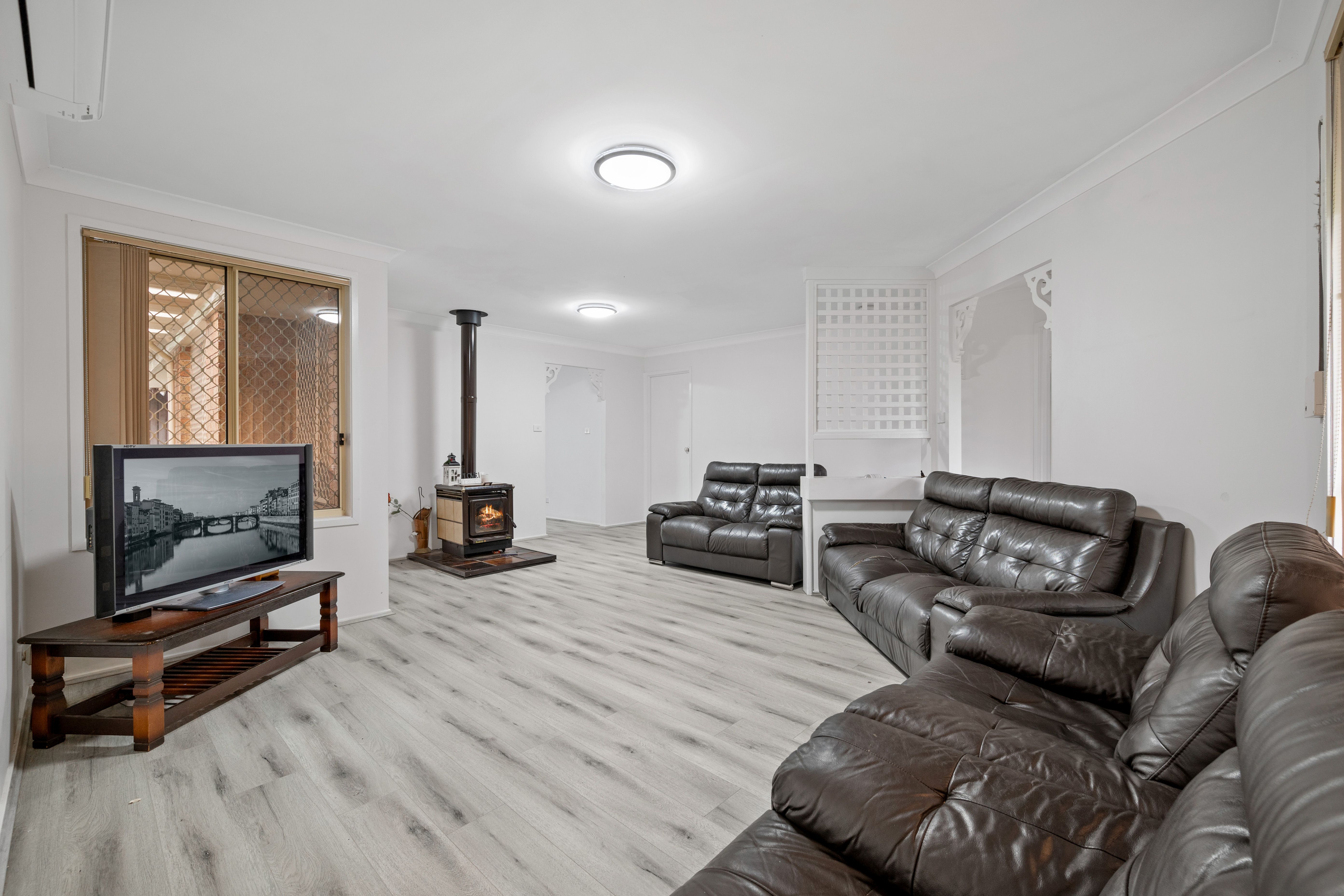 49 Brenda Street, Ingleburn, NSW 2565