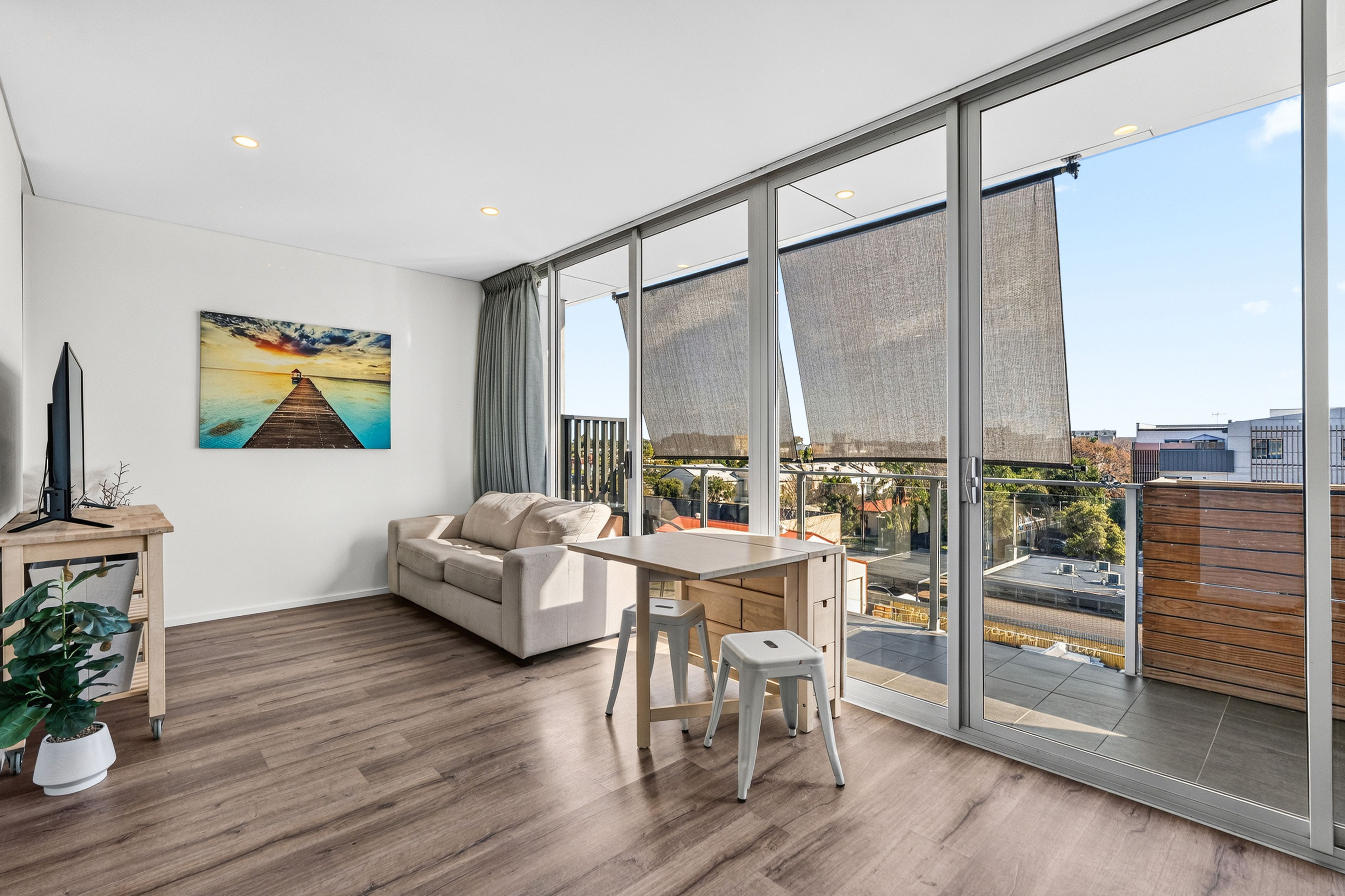 303/210 Churchill Road — photo 4 of 15