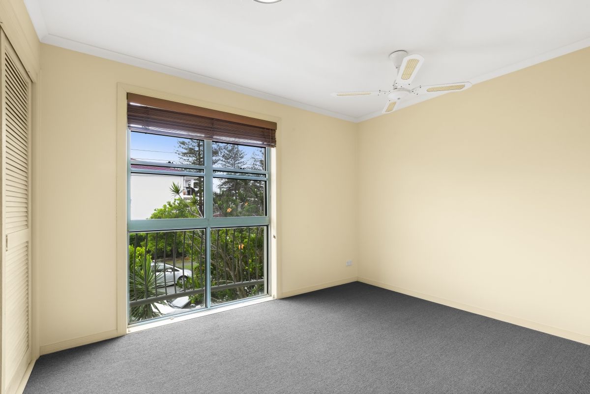2/21 Surf Street — photo 7 of 15