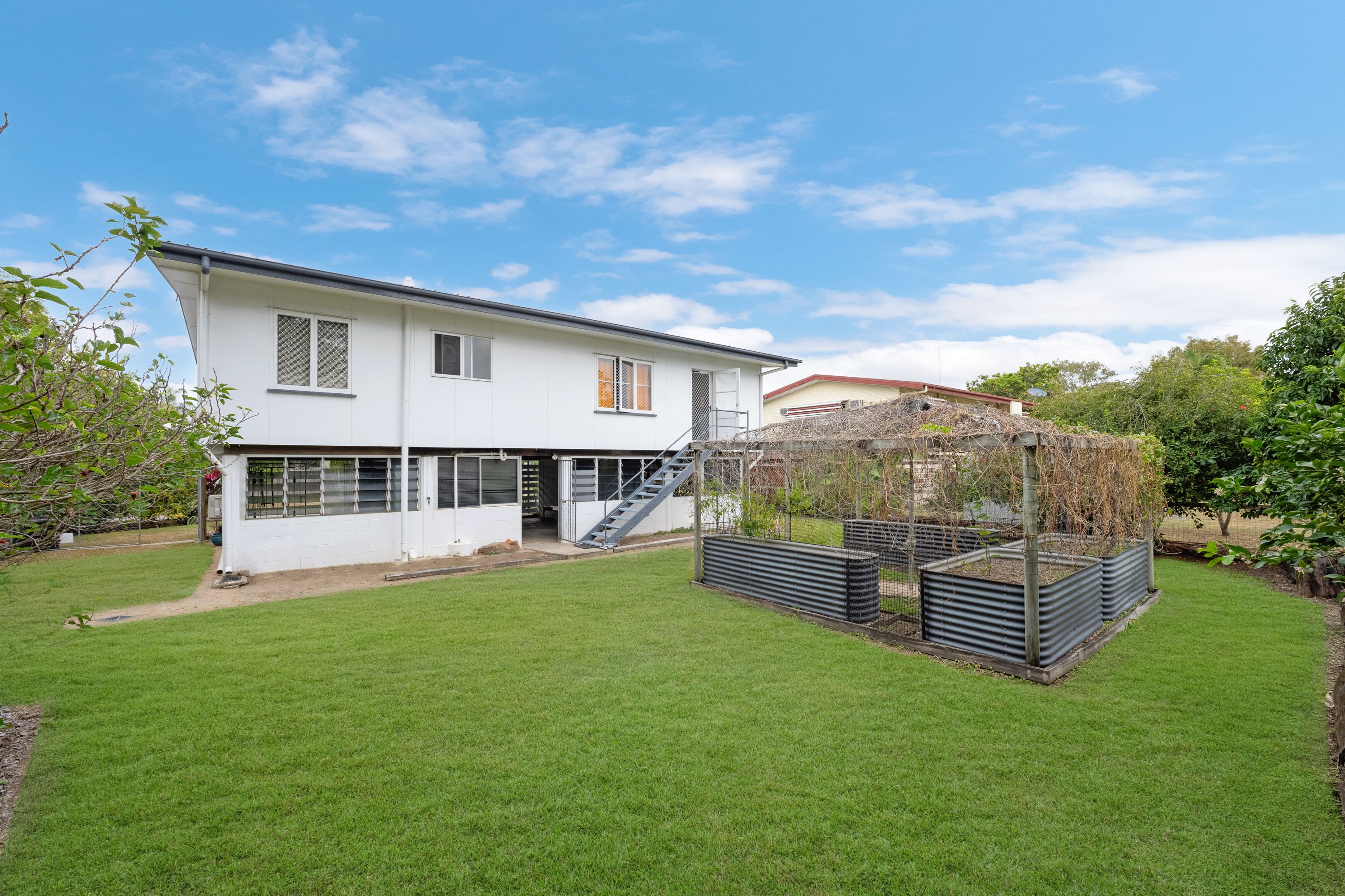 25 Laburnum Street — photo 14 of 16