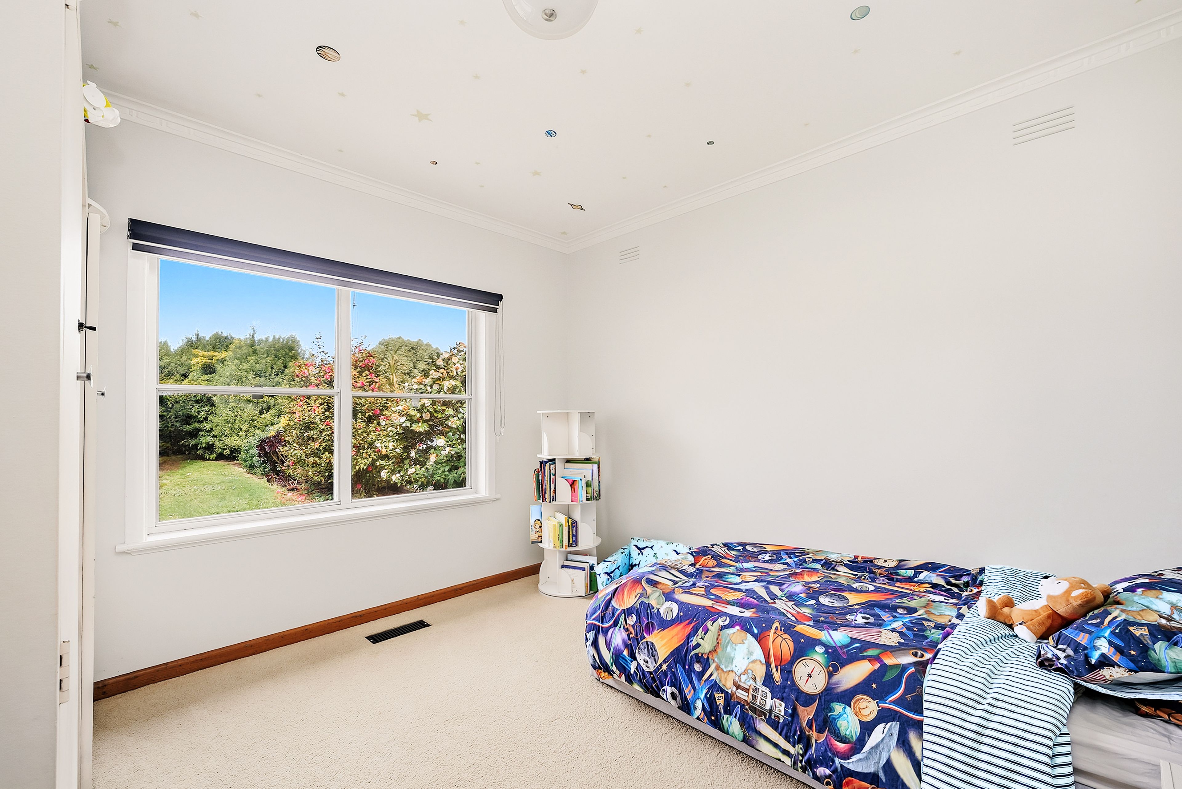 45 Silvester Street — photo 8 of 15