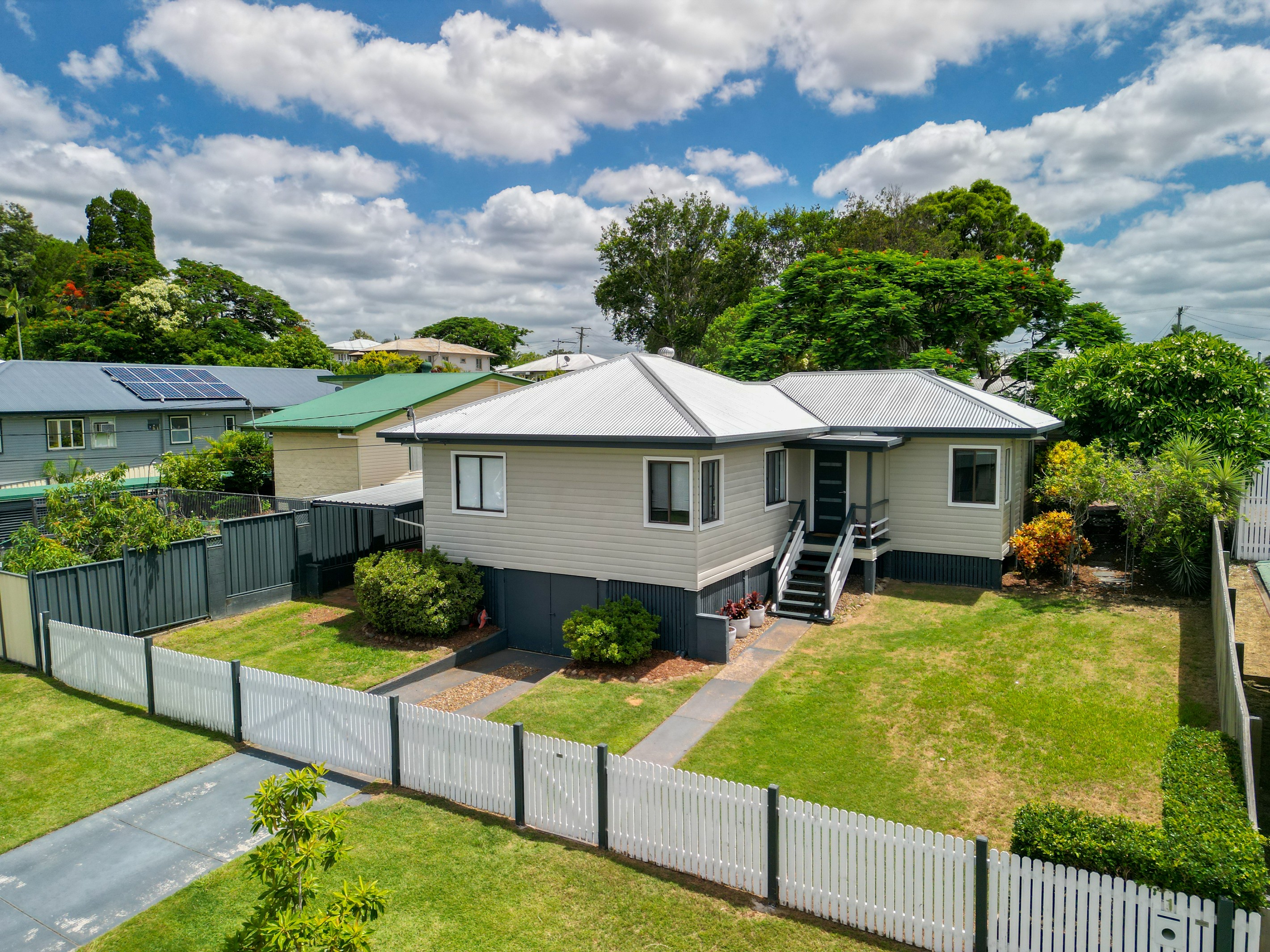 1 Chilcot Street, Silkstone, QLD 4304