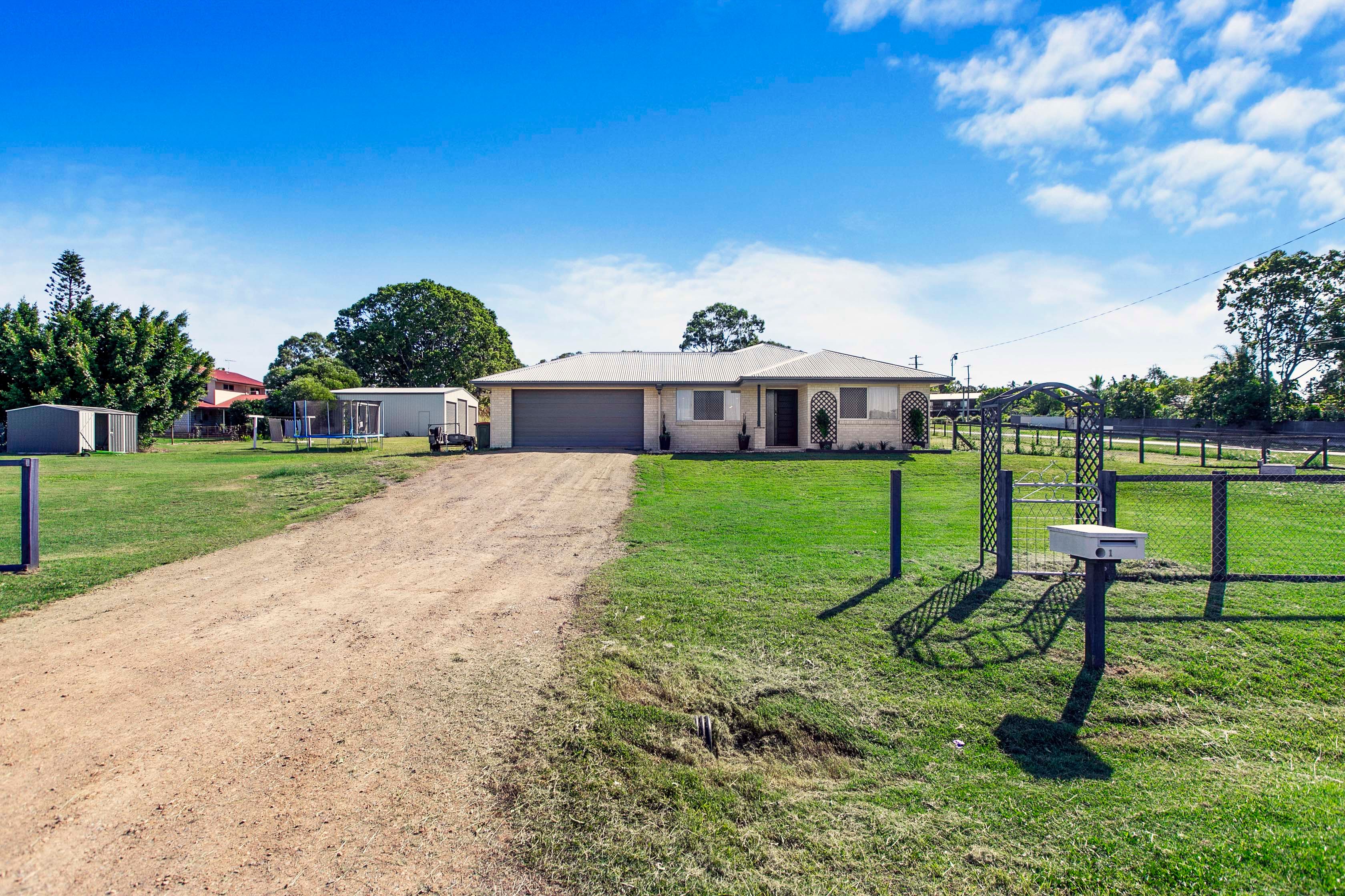 1 Moys Road, Booral, QLD 4655