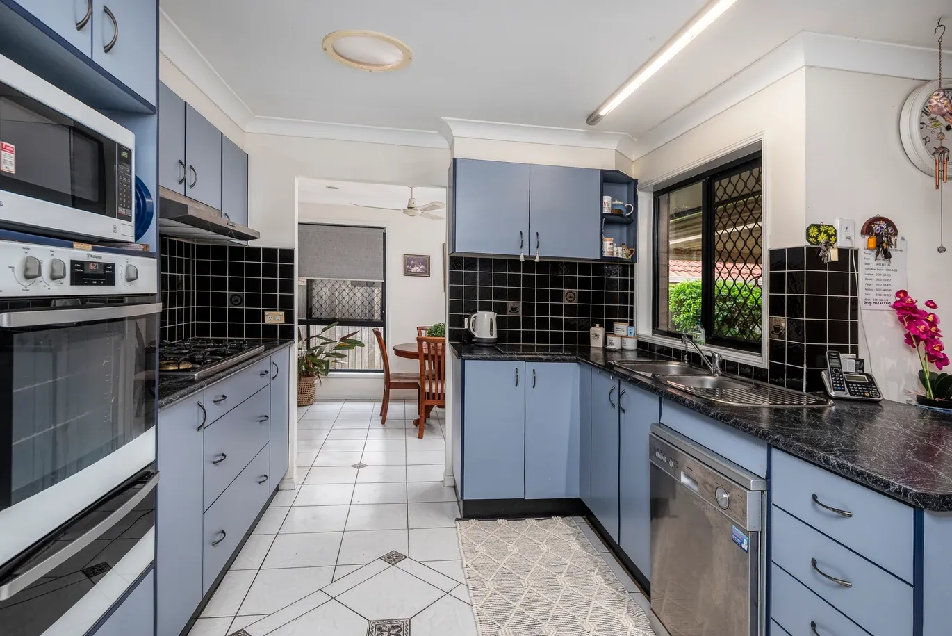 24 Rachel Drive, Crestmead, QLD 4132