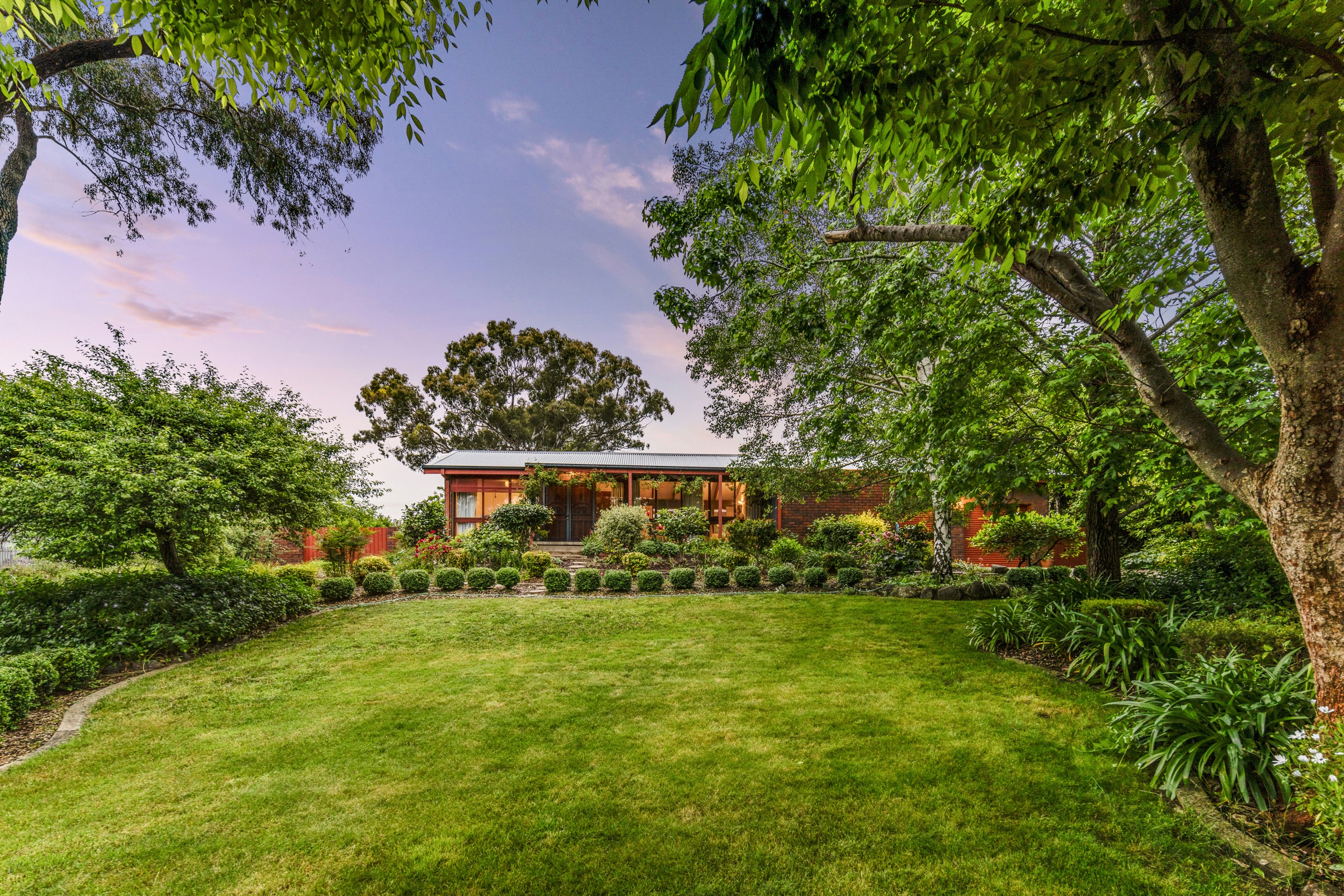 5 McKeahnie Street, Weetangera, ACT 2614