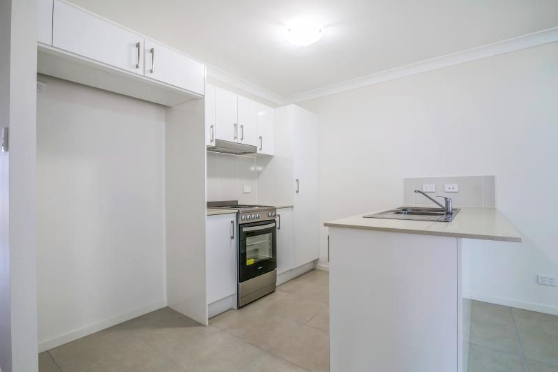 1/14 Folkes Close, Bellbird Park, QLD 4300
