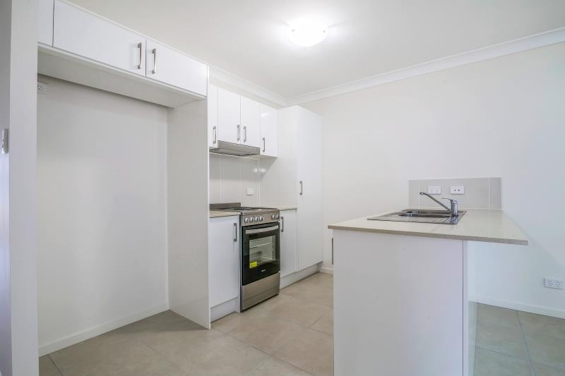 1/14 Folkes Close, Bellbird Park, QLD 4300
