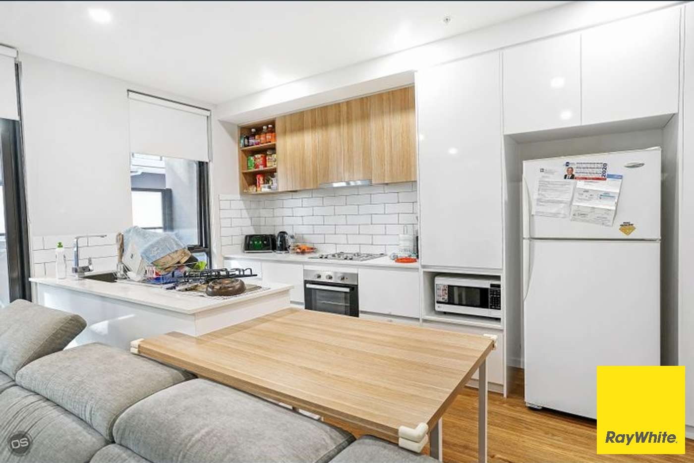 220/9 Commercial Road, Caroline Springs, VIC 3023