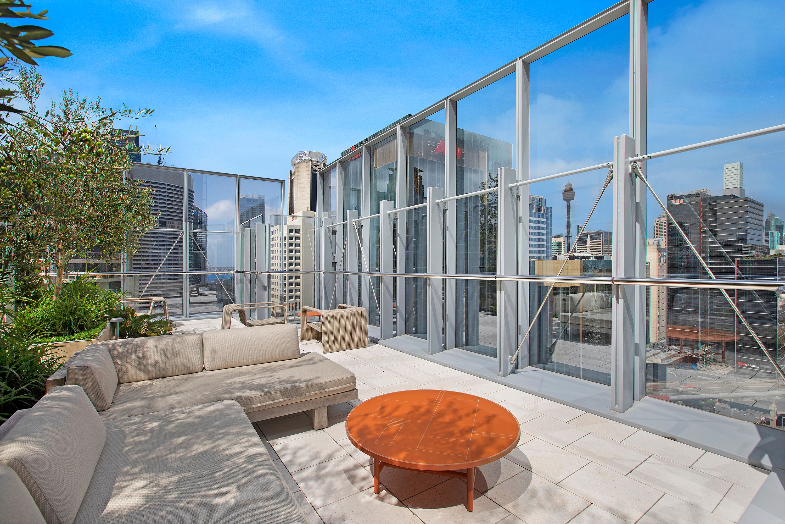 23F/6 Watermans Quay — photo 8 of 16