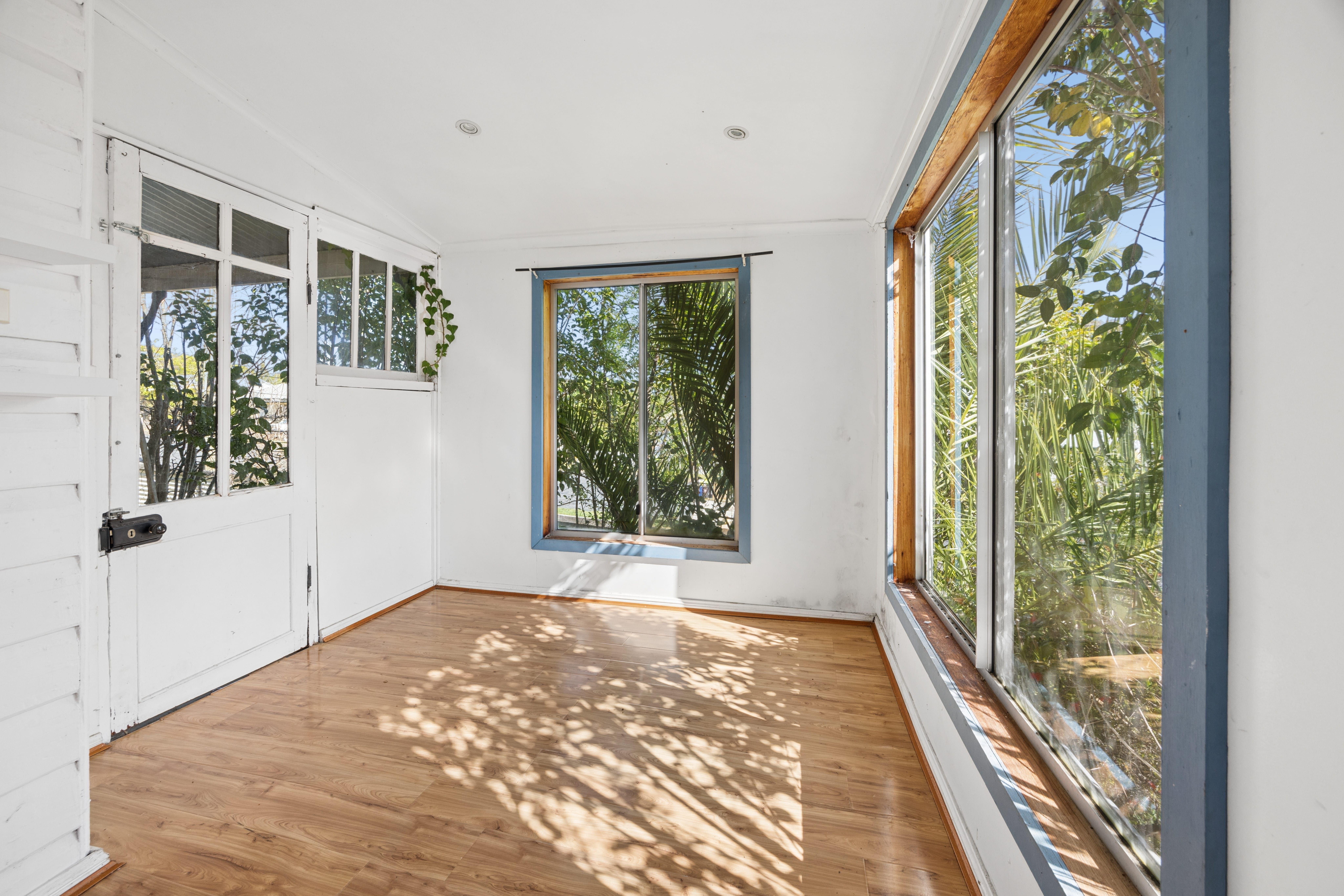 31 Brock Street — photo 11 of 14