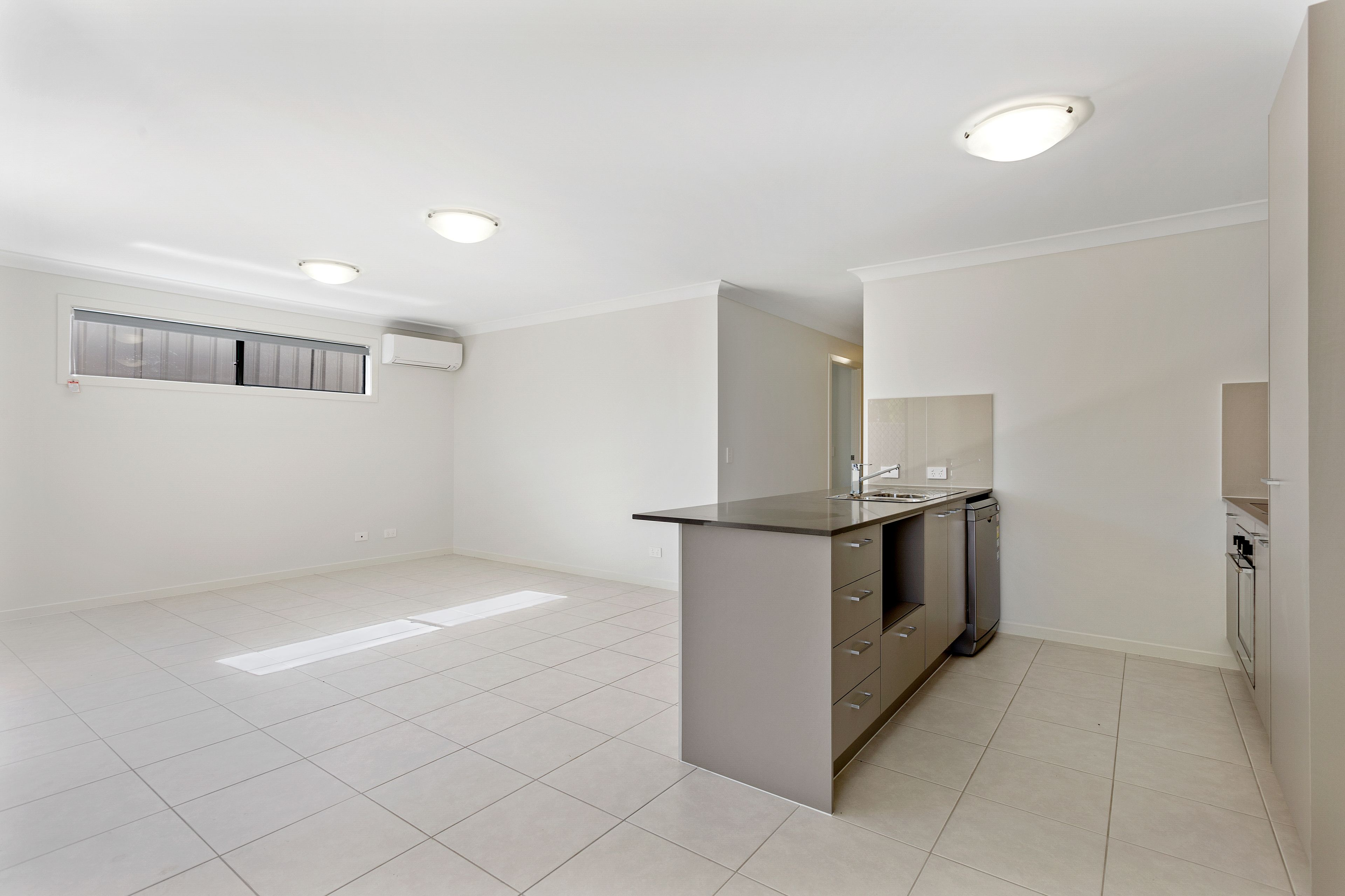 2/18 Minnett Street, GLENVALE, QLD 4350