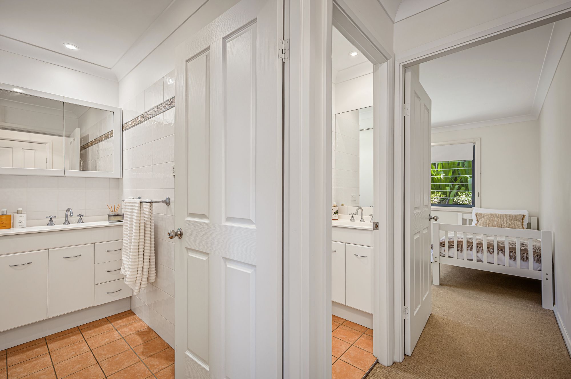 64 Albert Street — photo 11 of 22