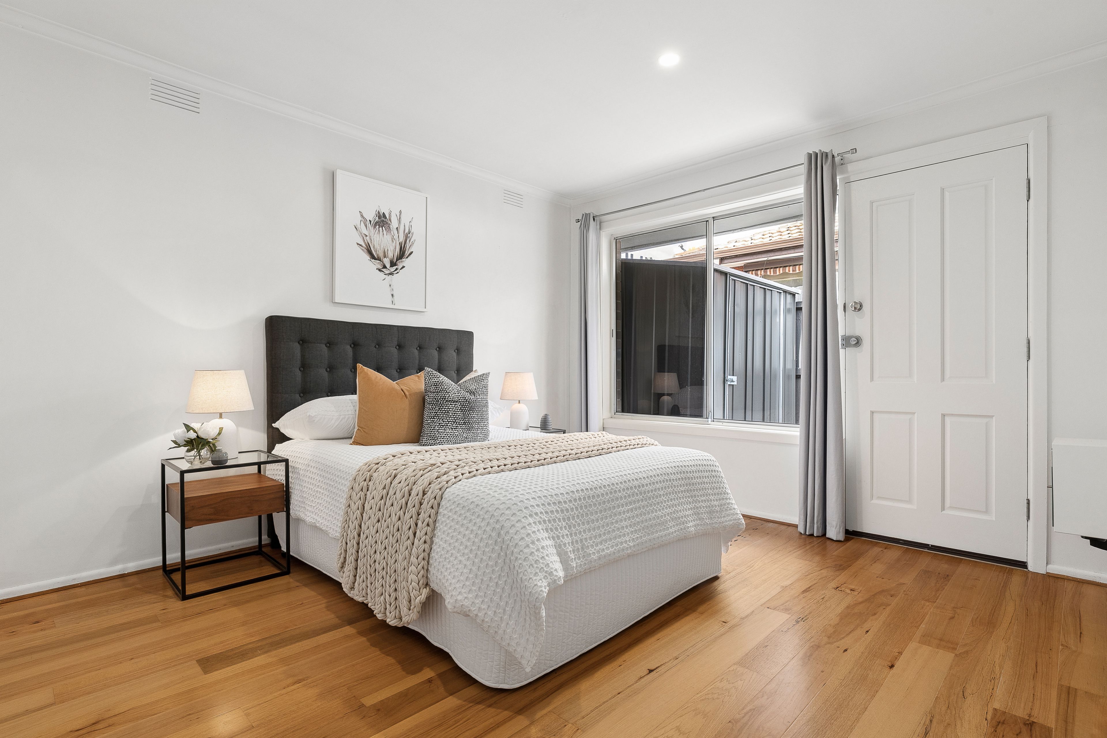 1/12 Hotham Street — photo 6 of 10