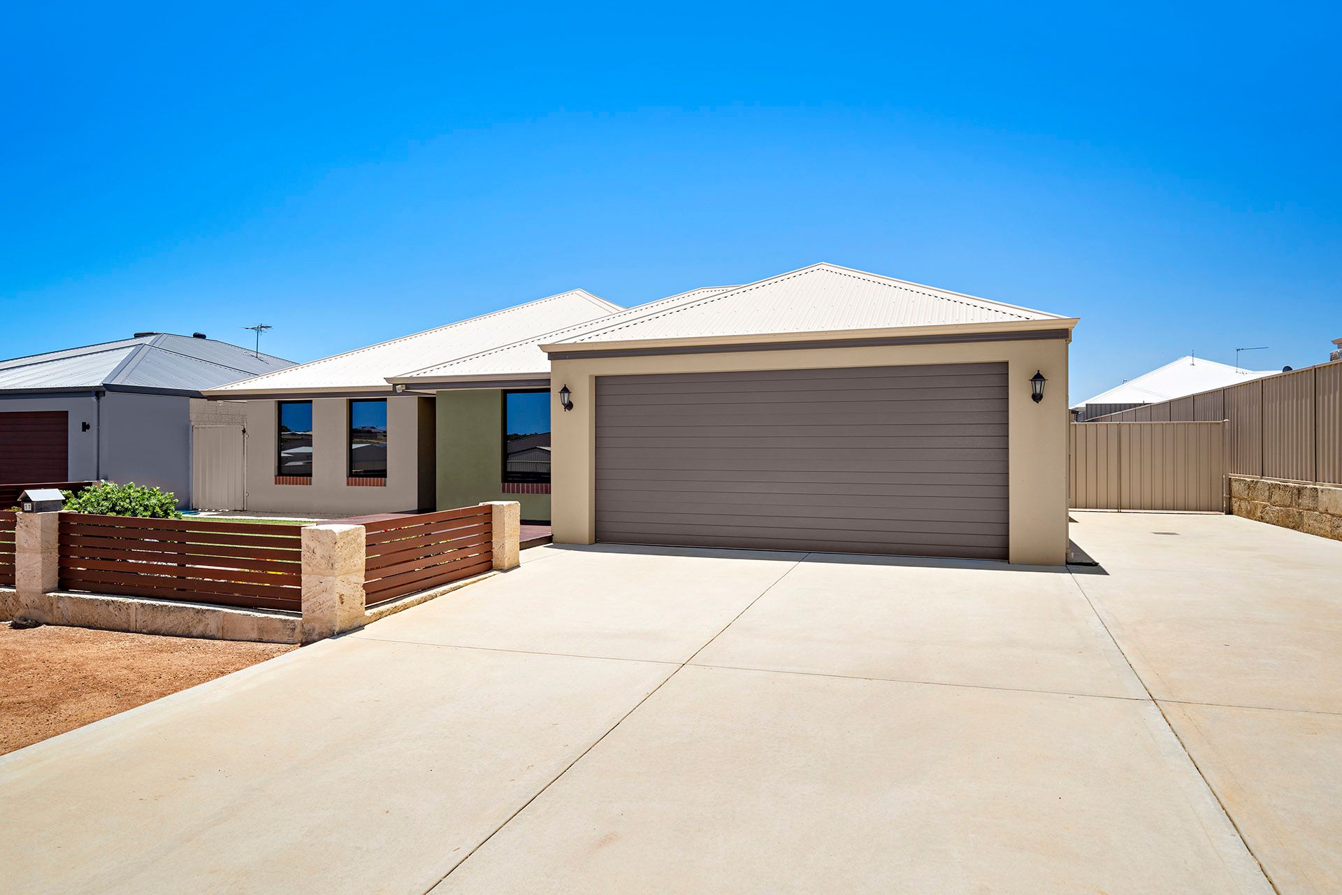 11 Angler Parade, Drummond Cove, WA 6532