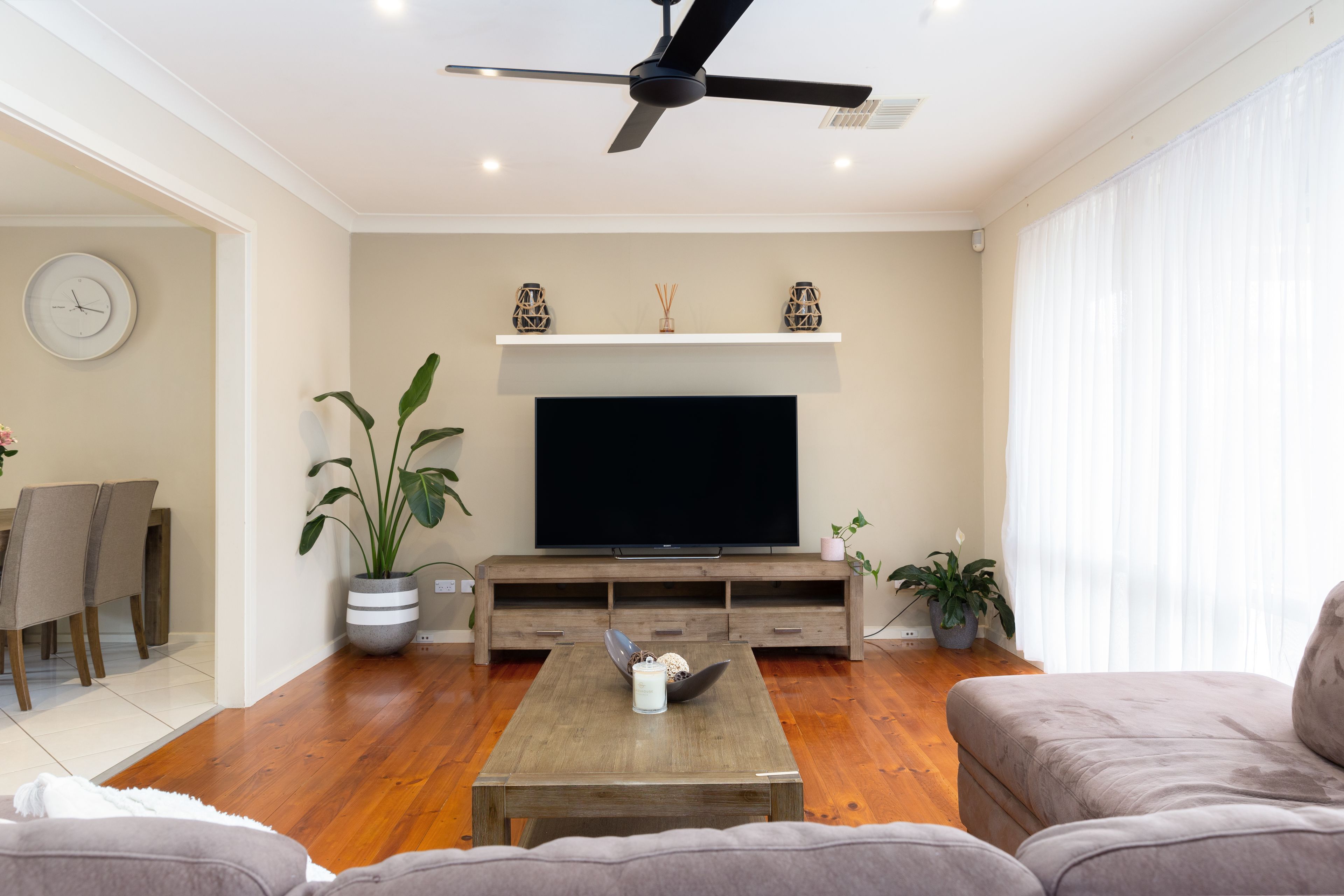 9 Warren Road, Para Vista, SA 5093