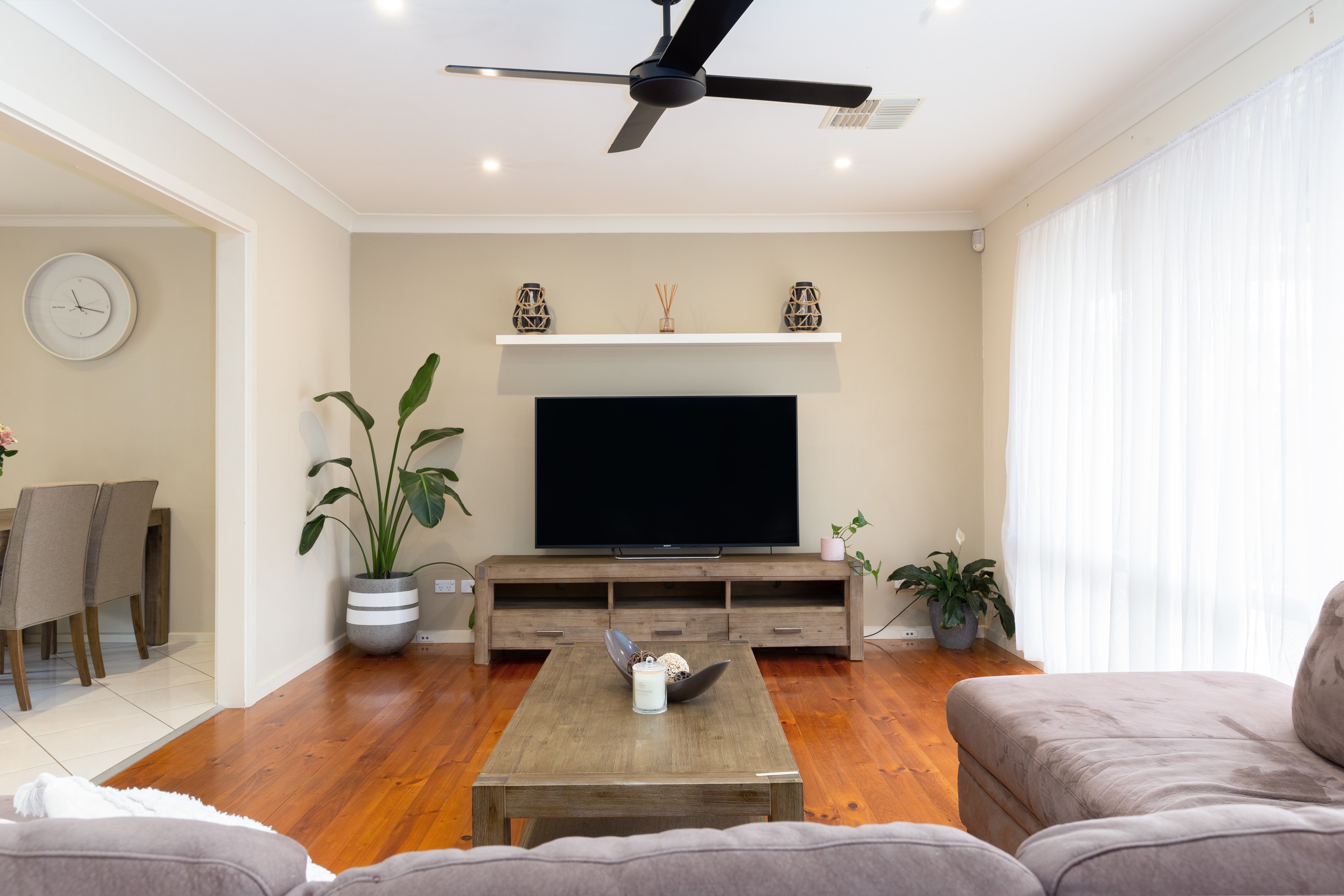 9 Warren Road, Para Vista, SA 5093