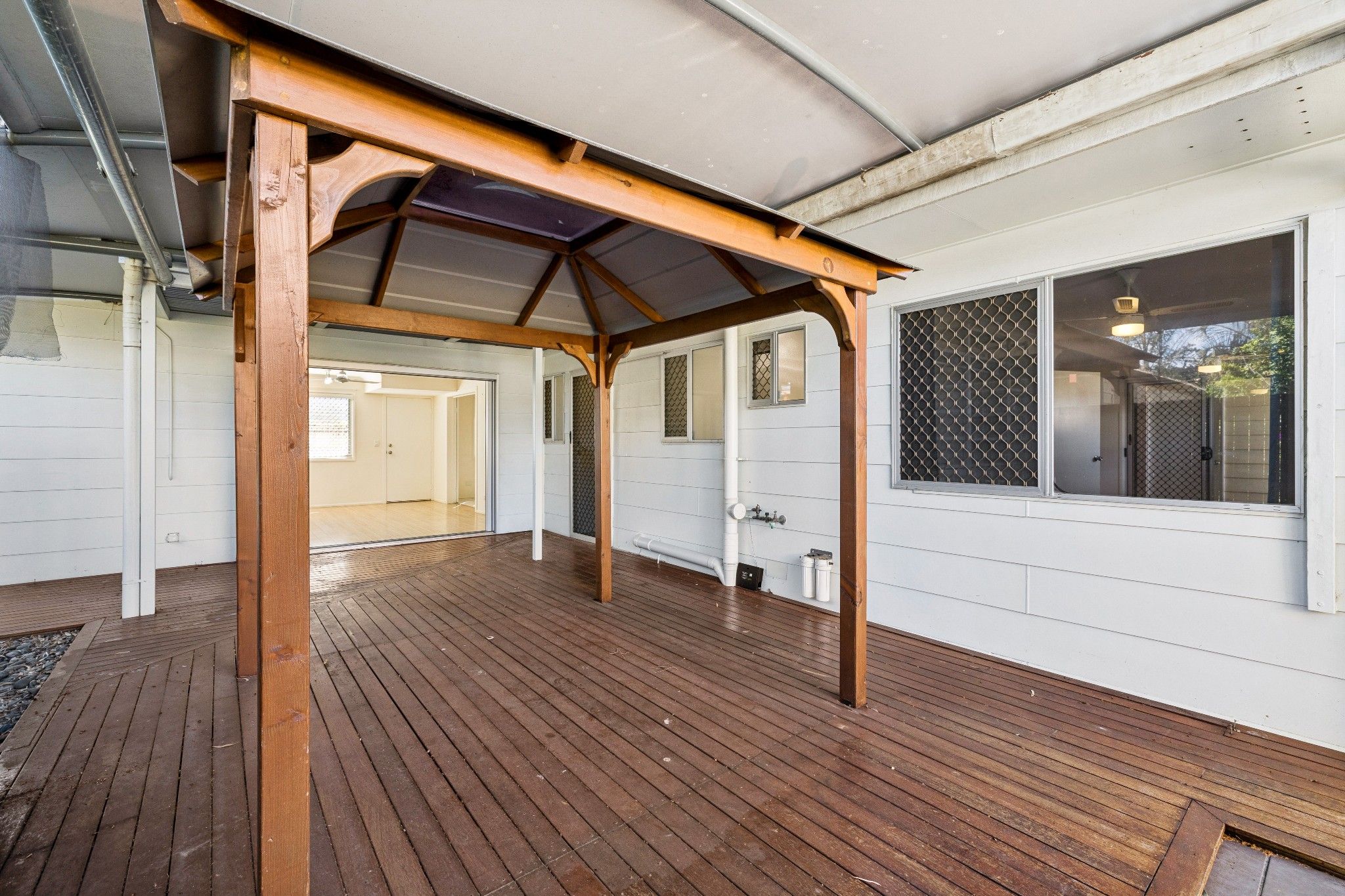 39 Roma Street — photo 21 of 30