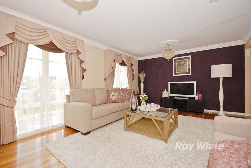 48 Brentwood Drive, Wantirna, VIC 3152