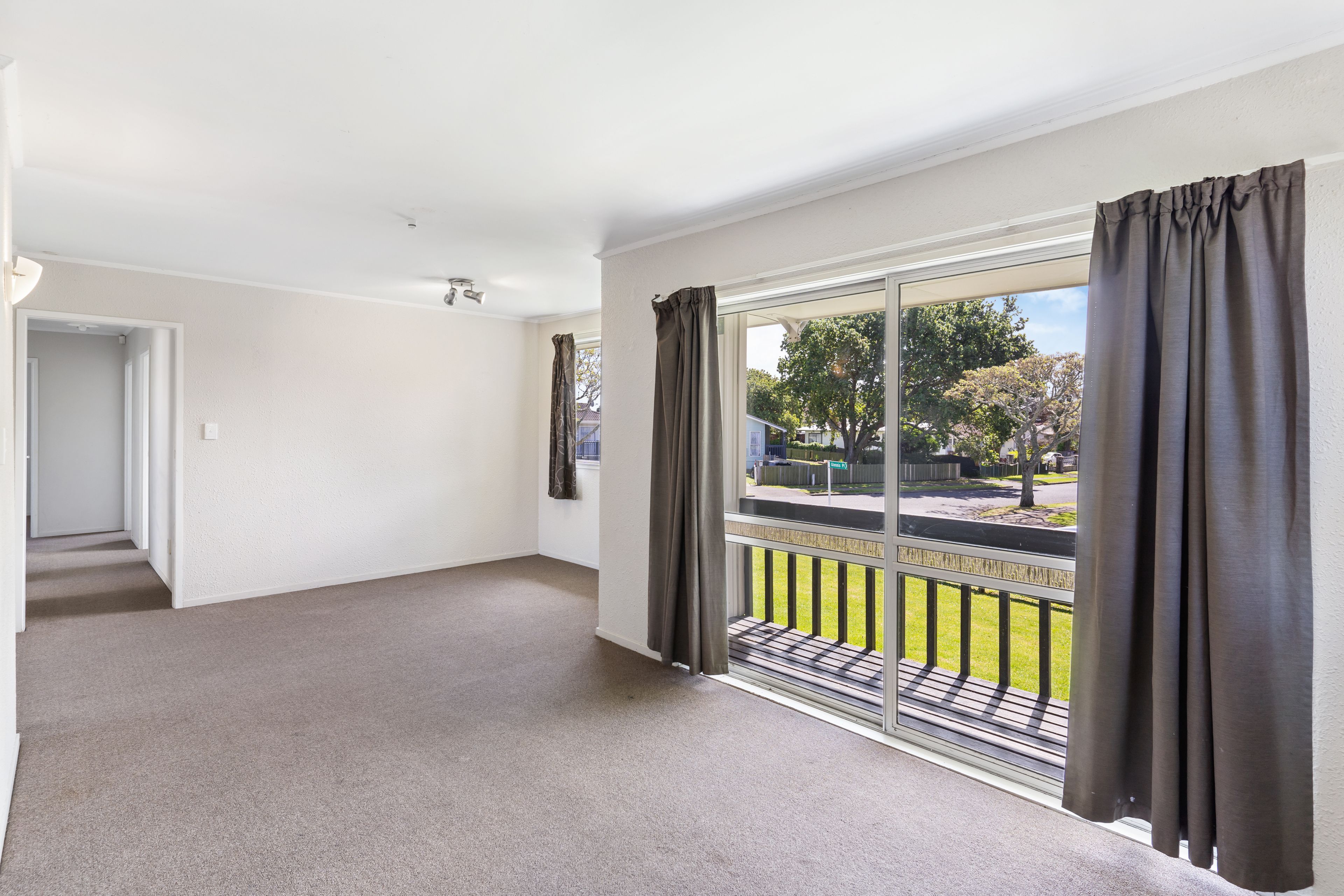 1 Glennis Place, Manurewa, Manukau City