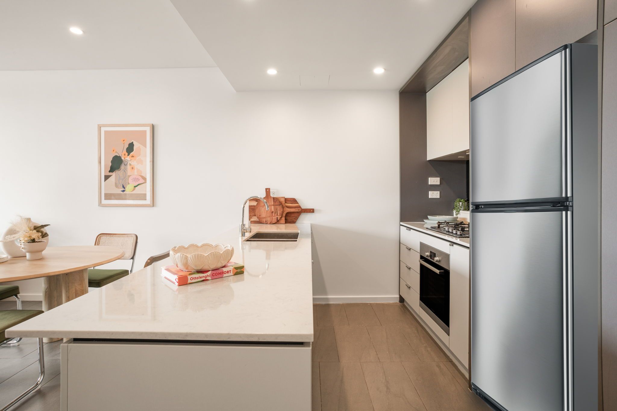 606D/30 Barr Street — photo 4 of 9