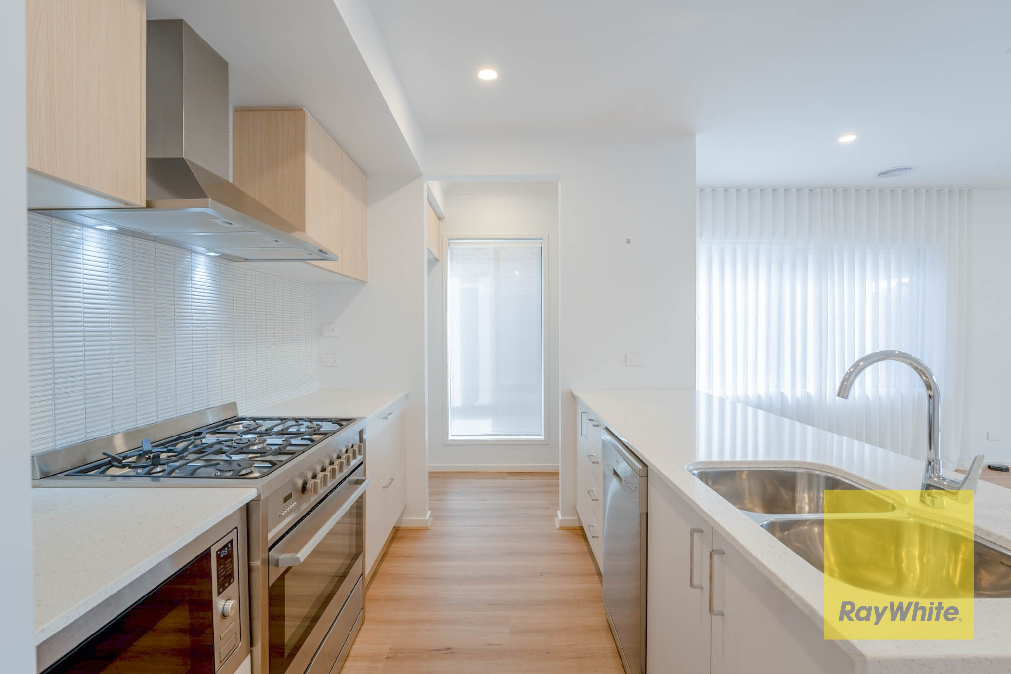 10 Cottrell Street, WEIR VIEWS, VIC 3338