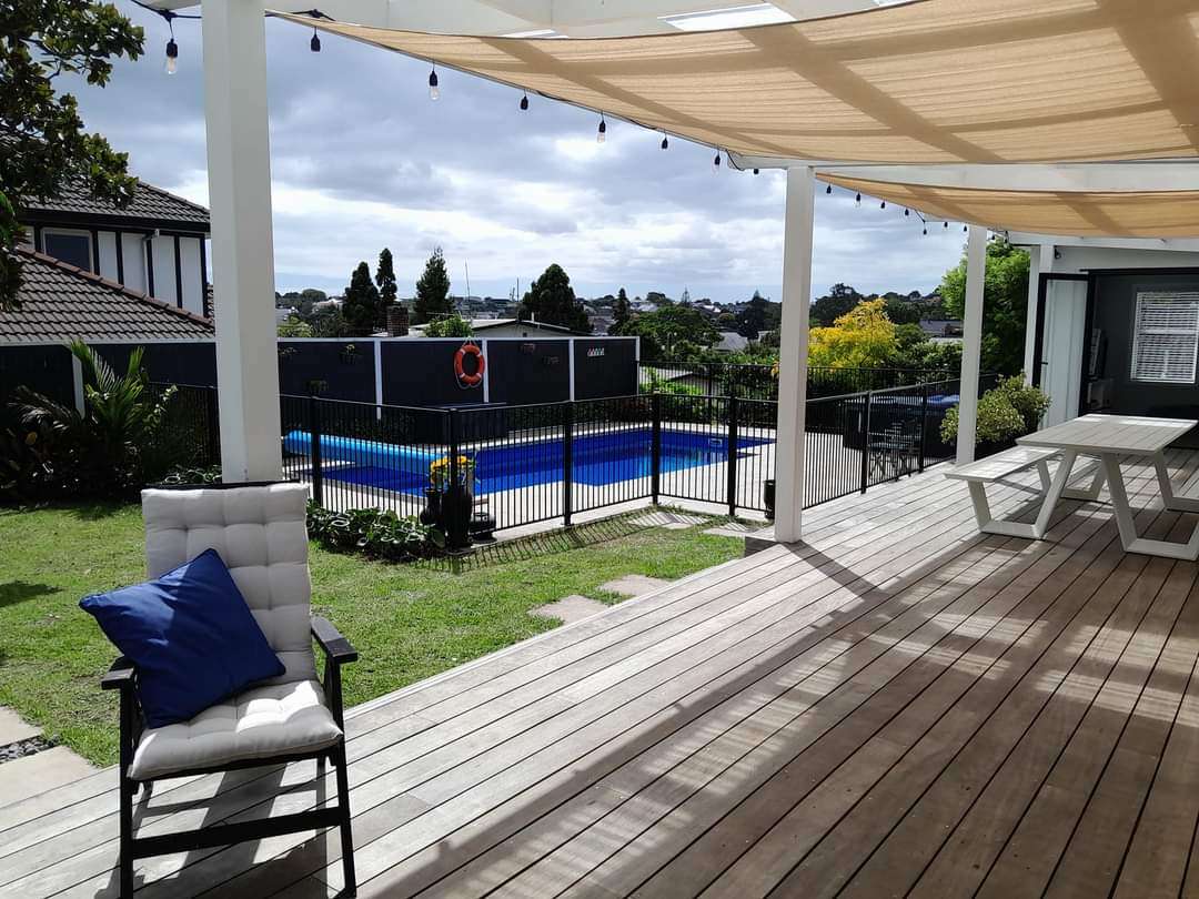 39 Waiatarua Road photo 1