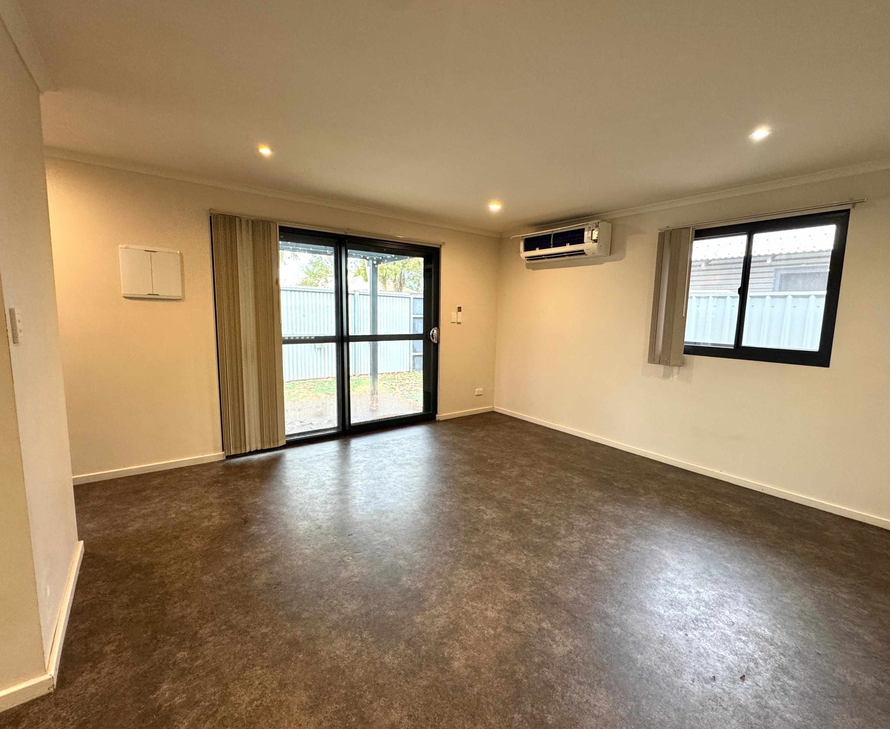 2/2 Phalarope Way, South Hedland, WA 6722